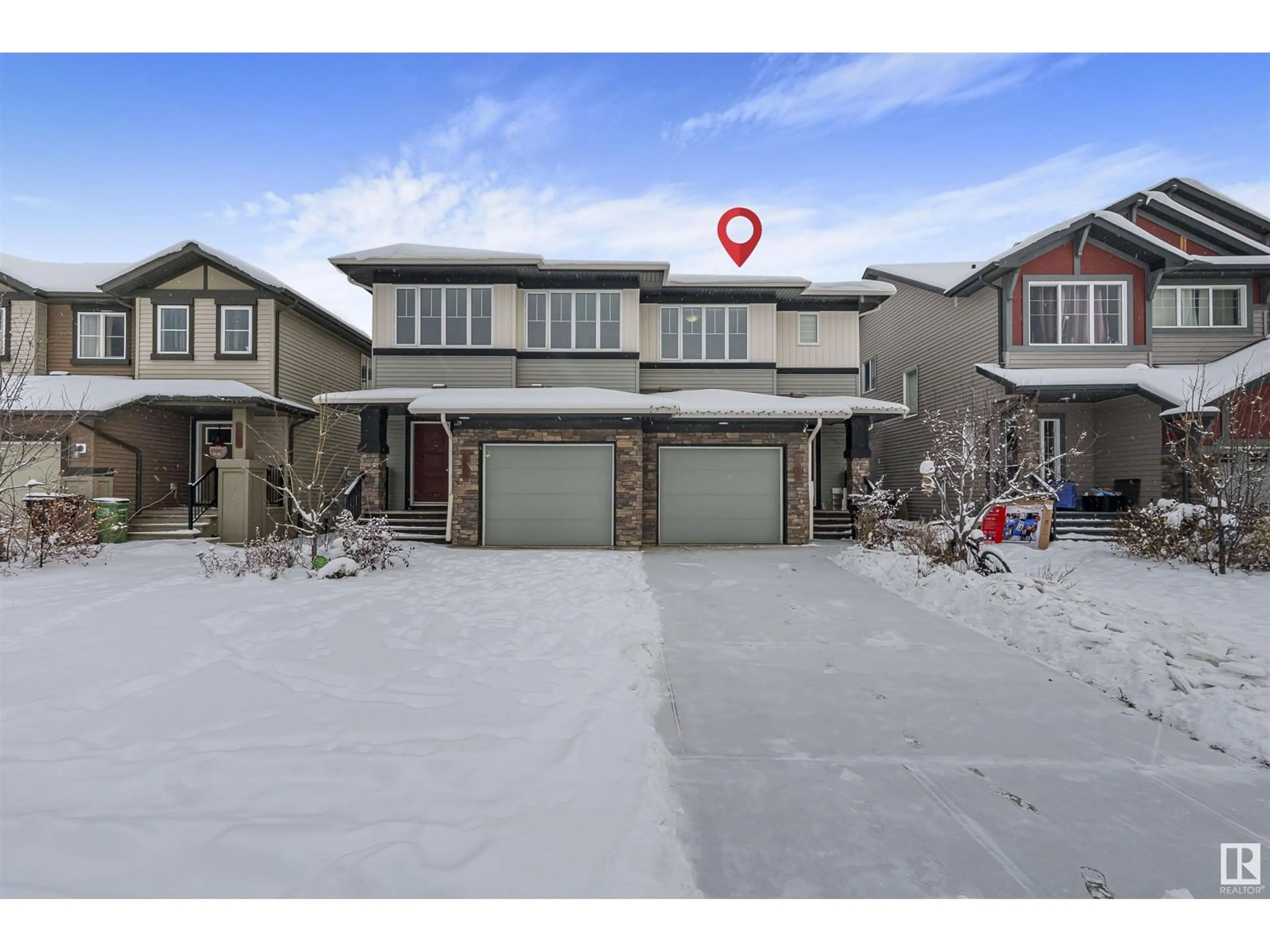 Frontside or backside of a home, the street view for 2304 CASEY CR SW, Edmonton Alberta T6W3M9