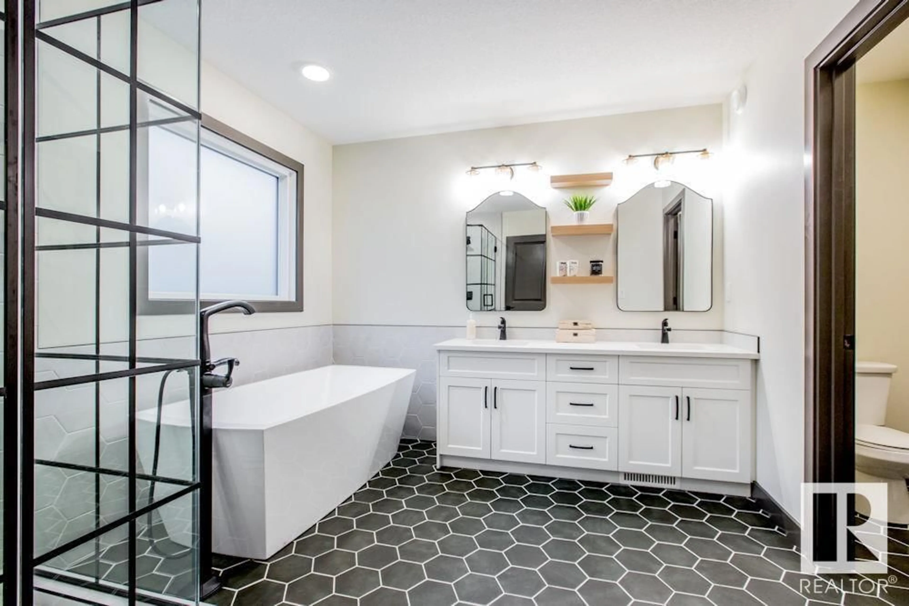 Contemporary bathroom, ceramic floors for 342 CANTER WD, Sherwood Park Alberta T8A4V2