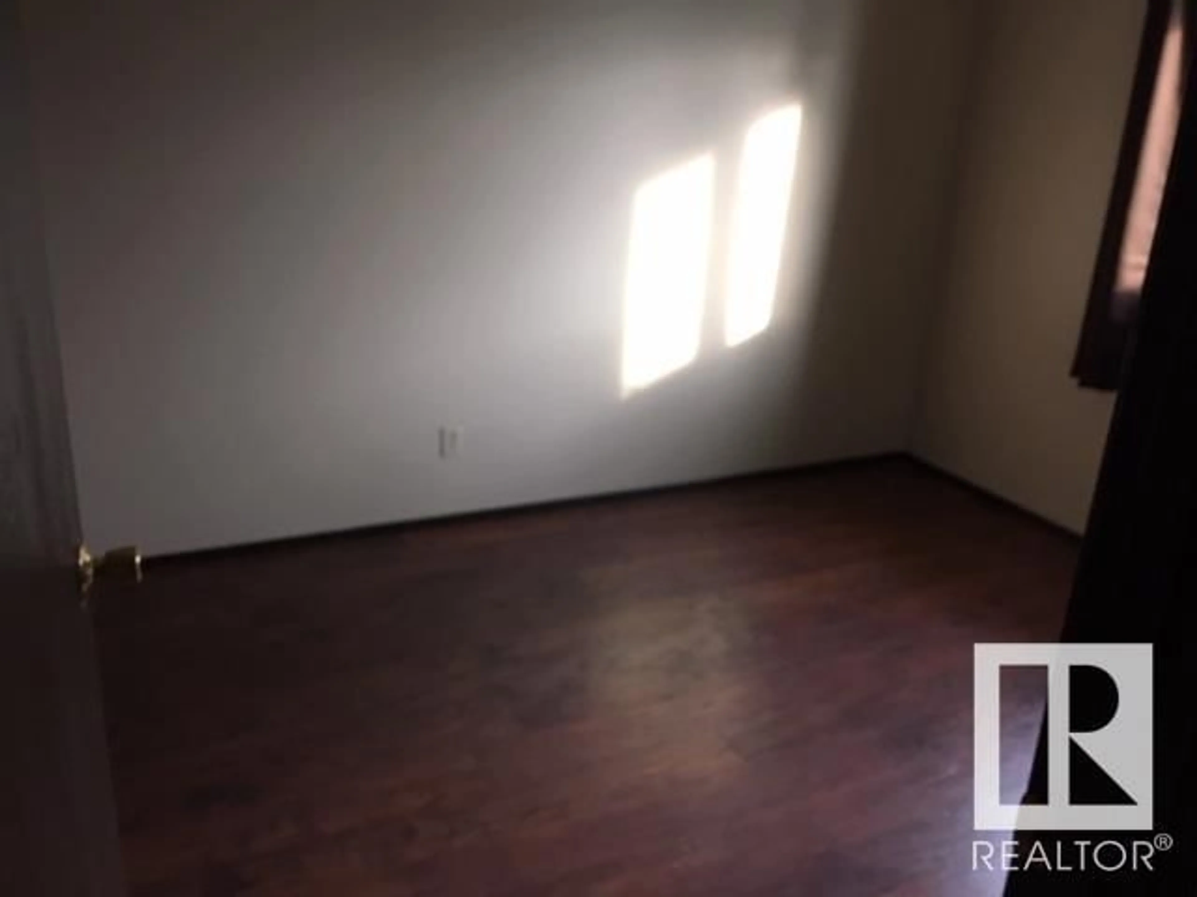 A pic of a room for 5125, 5127, 512 56 AV, Viking Alberta T0B4N0