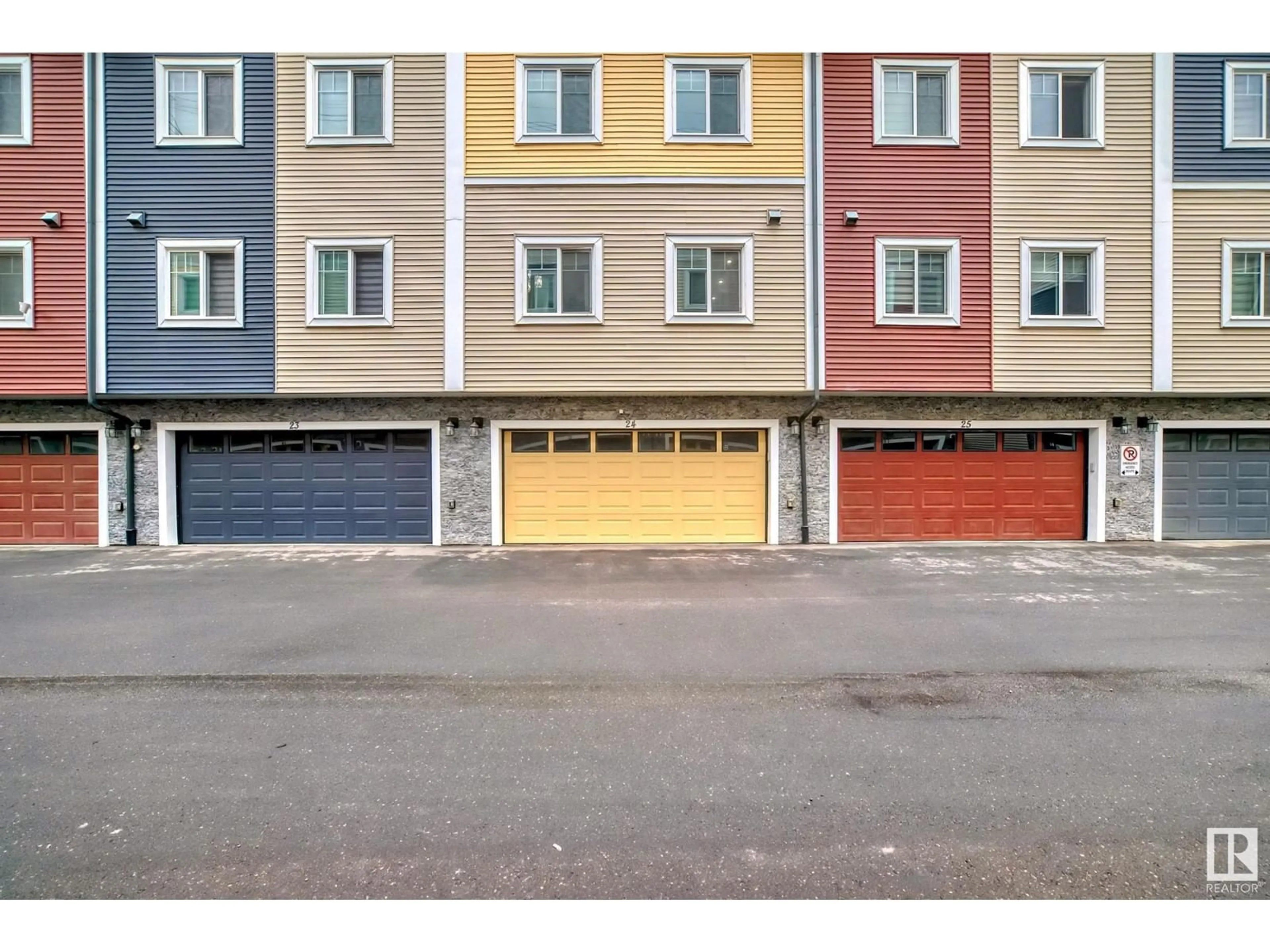 A pic from exterior of the house or condo for #24 2803 14 AV NW, Edmonton Alberta T6T2K4