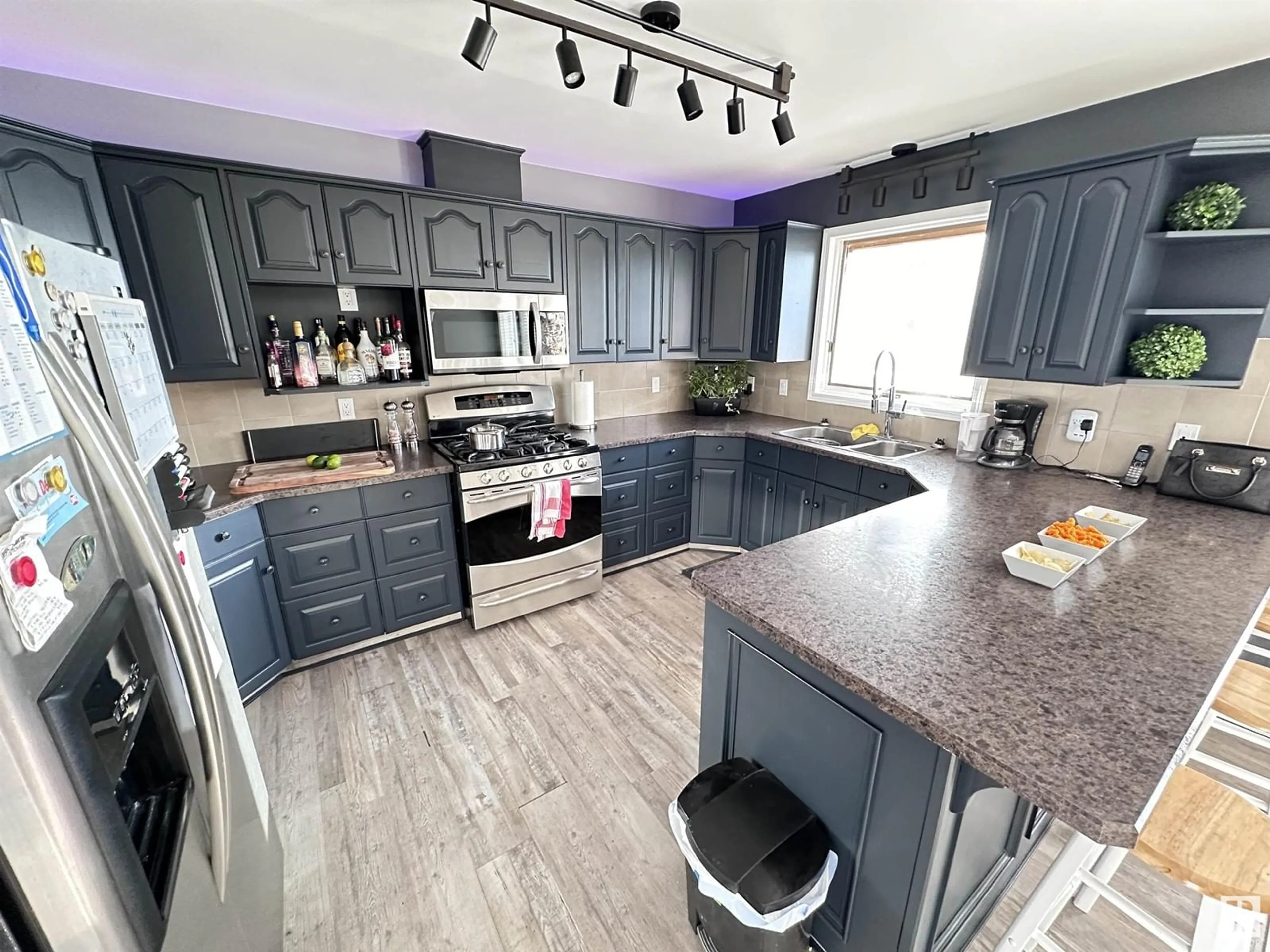 Open concept kitchen for 10824 106A Avenue, Westlock Alberta T7P1B4