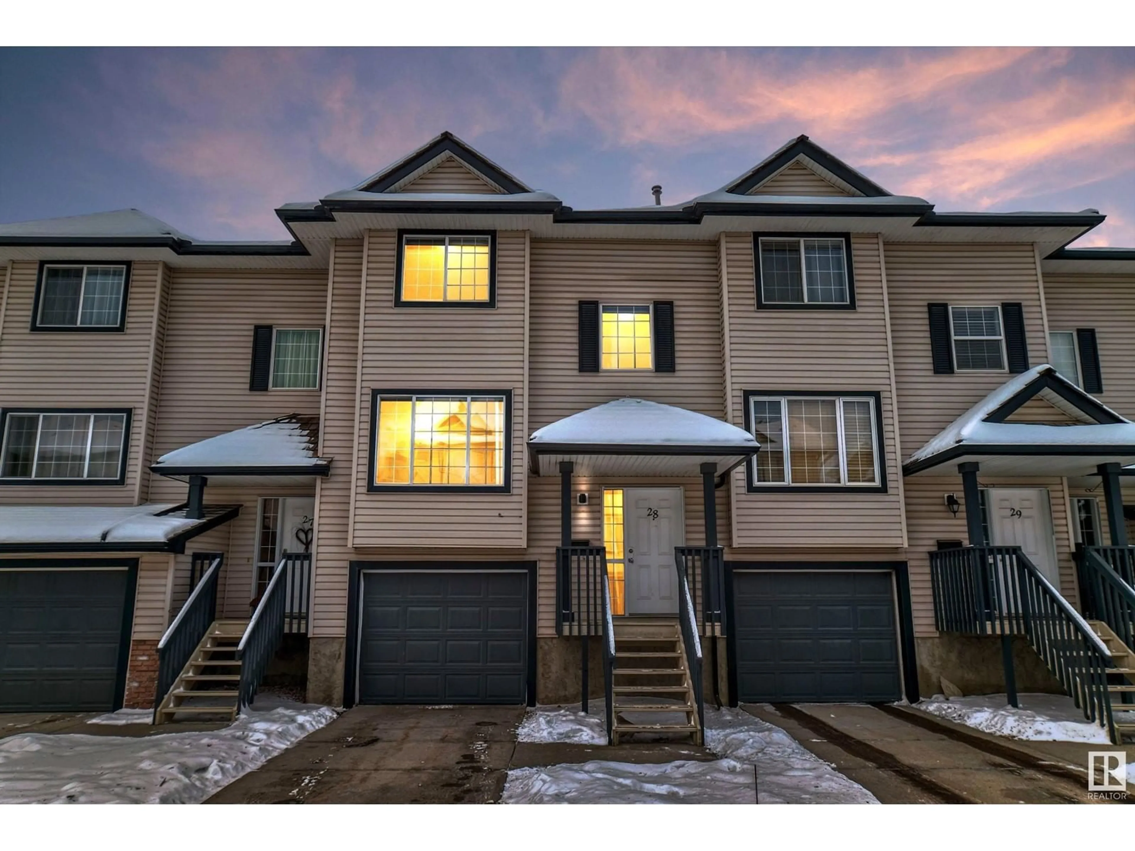 A pic from exterior of the house or condo for #28 225 BLACKBURN E SW, Edmonton Alberta T6W1H1