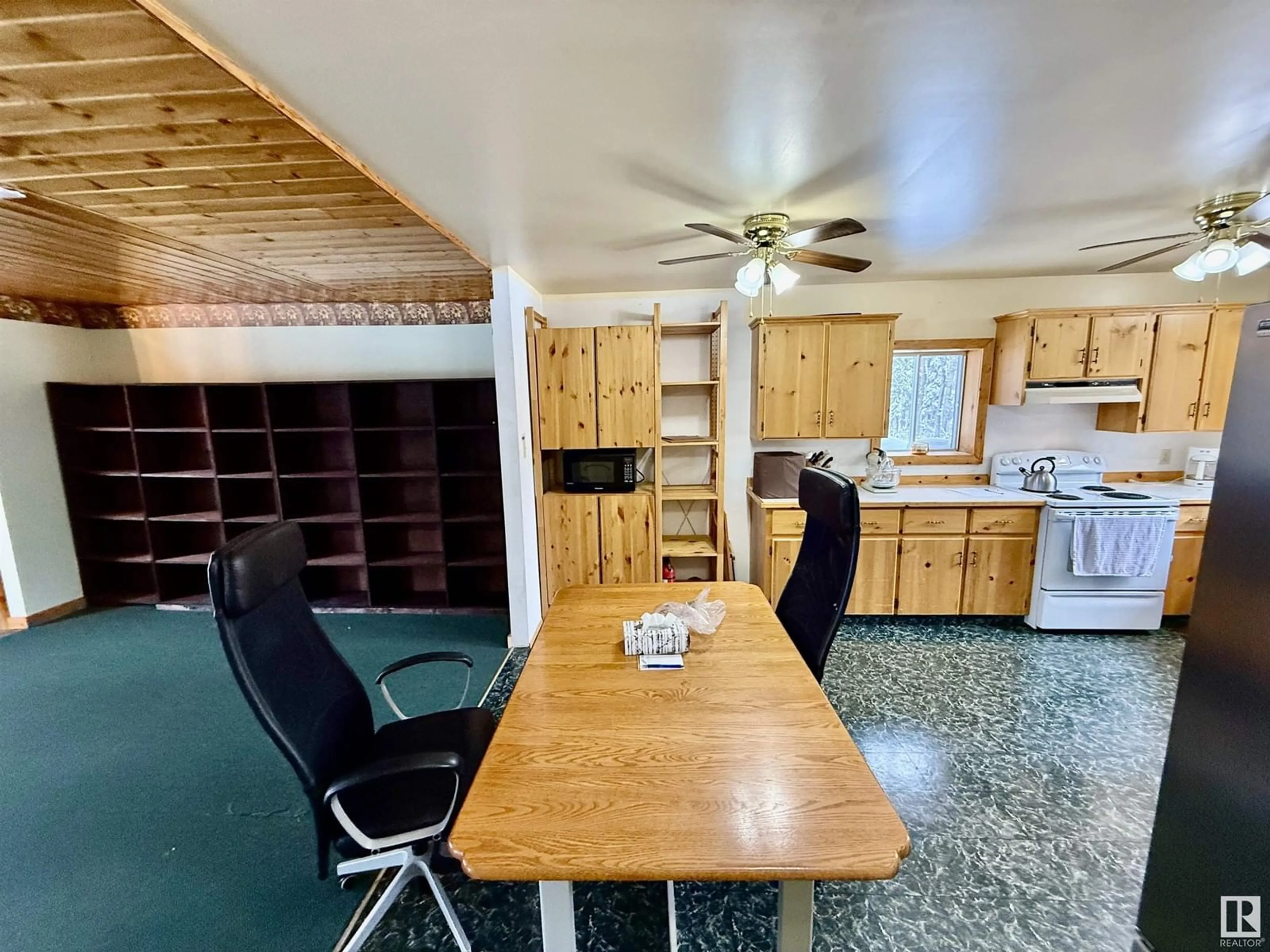 A pic of a room, wood floors for 62507 RR 490, Rural Bonnyville M.D. Alberta T0A1P0