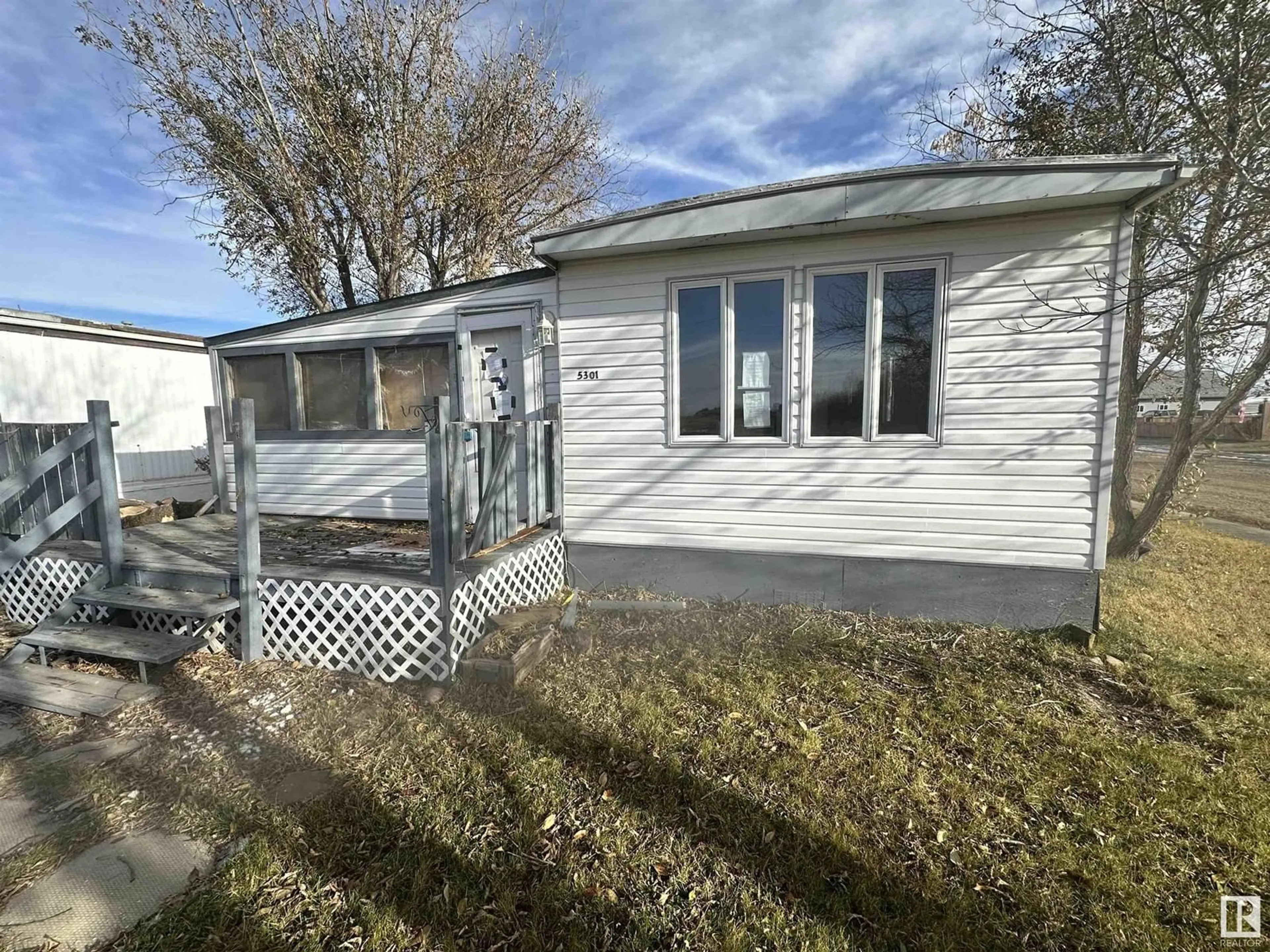 A pic from exterior of the house or condo, cottage for 5301 54 Street, Clyde Alberta T0G0P0