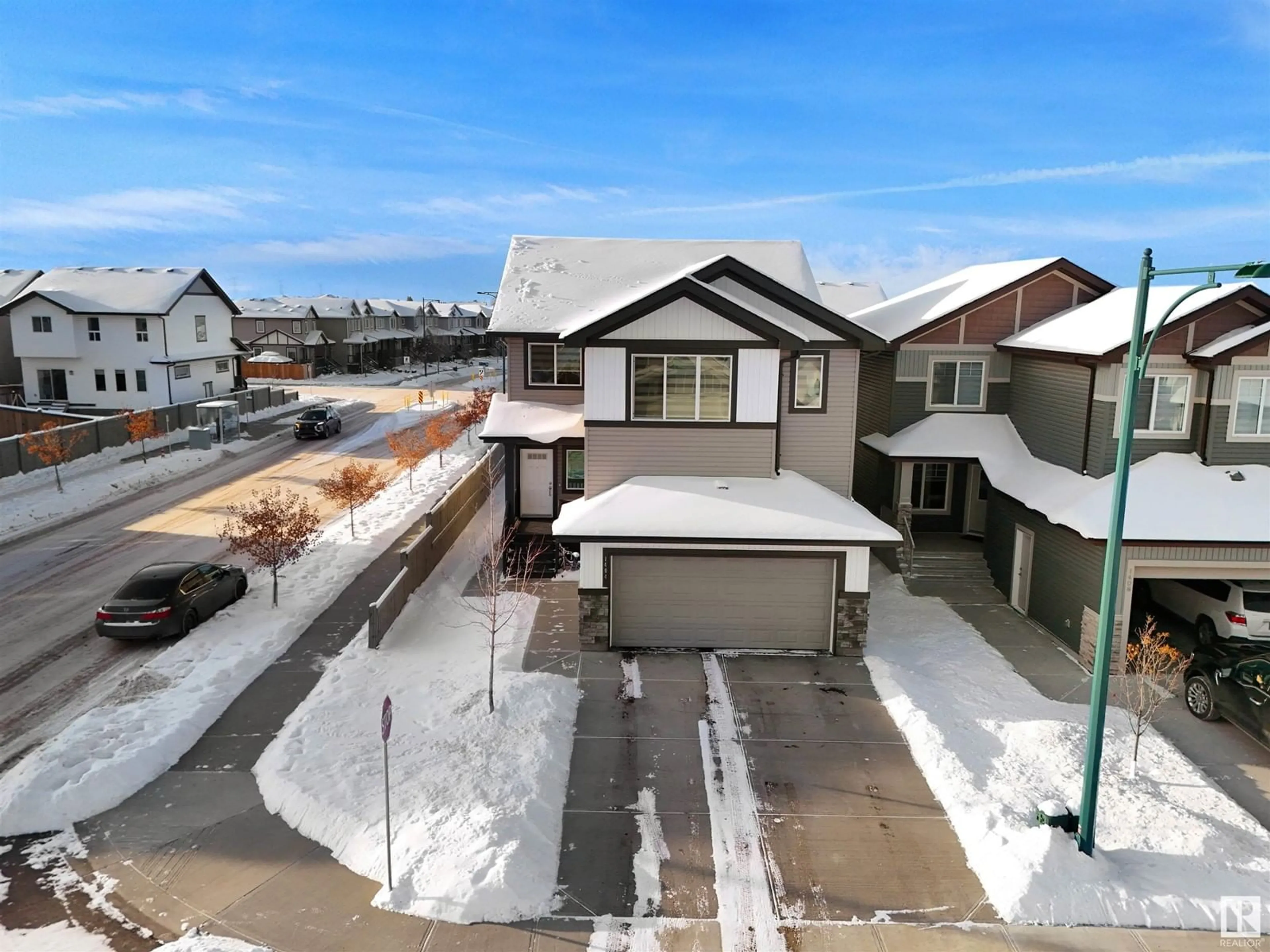 Frontside or backside of a home, the street view for 1404 29 ST NW, Edmonton Alberta T6T1A8