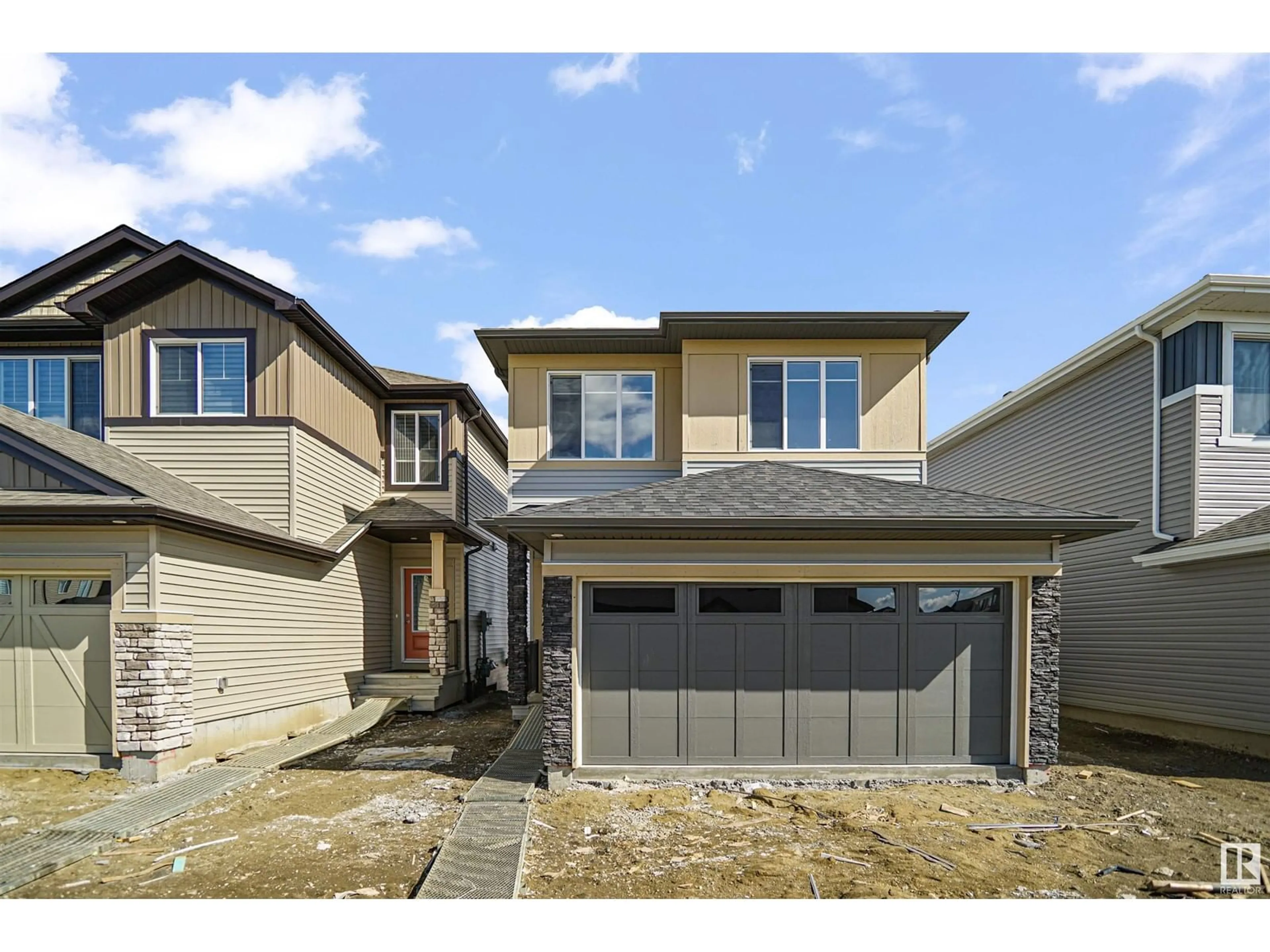 Frontside or backside of a home, the street view for 270 SUNLAND WY, Sherwood Park Alberta T8H2Y7