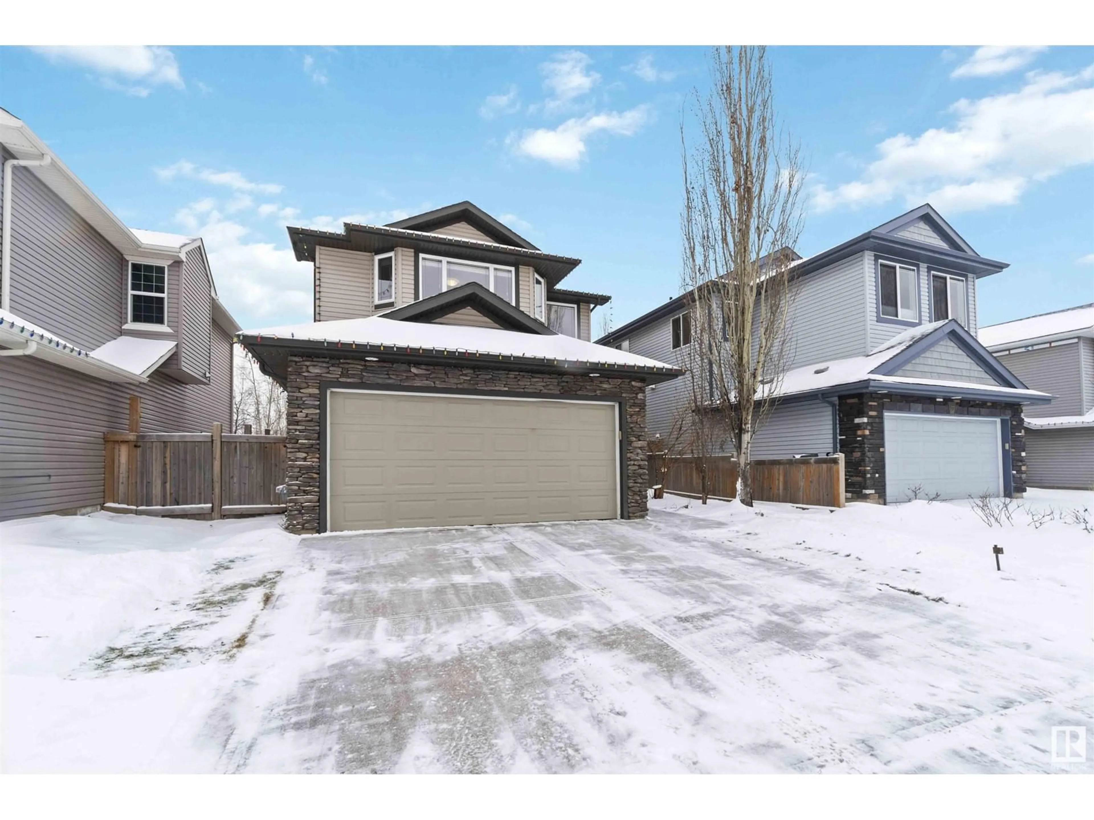 Frontside or backside of a home, the street view for 79 Avonlea Way, Spruce Grove Alberta T7X0H8