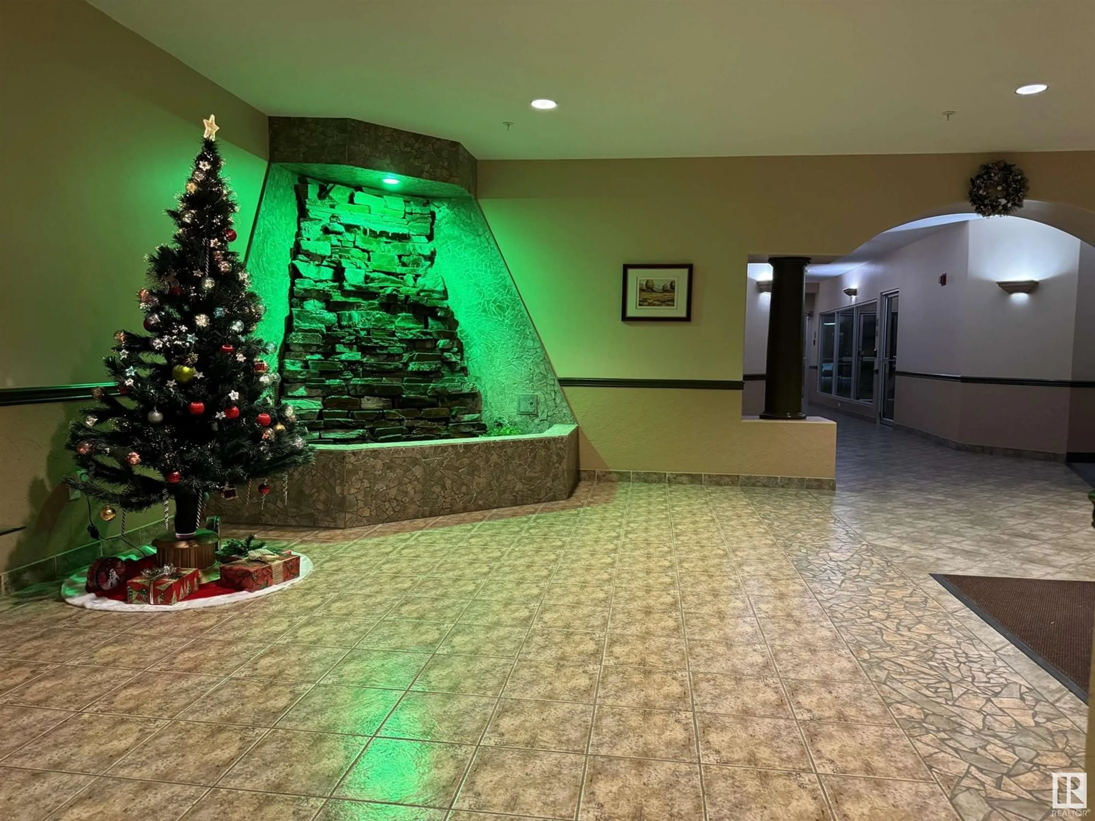 Indoor lobby, unknown floor for #204 6623 172 ST NW, Edmonton Alberta T5T6J2