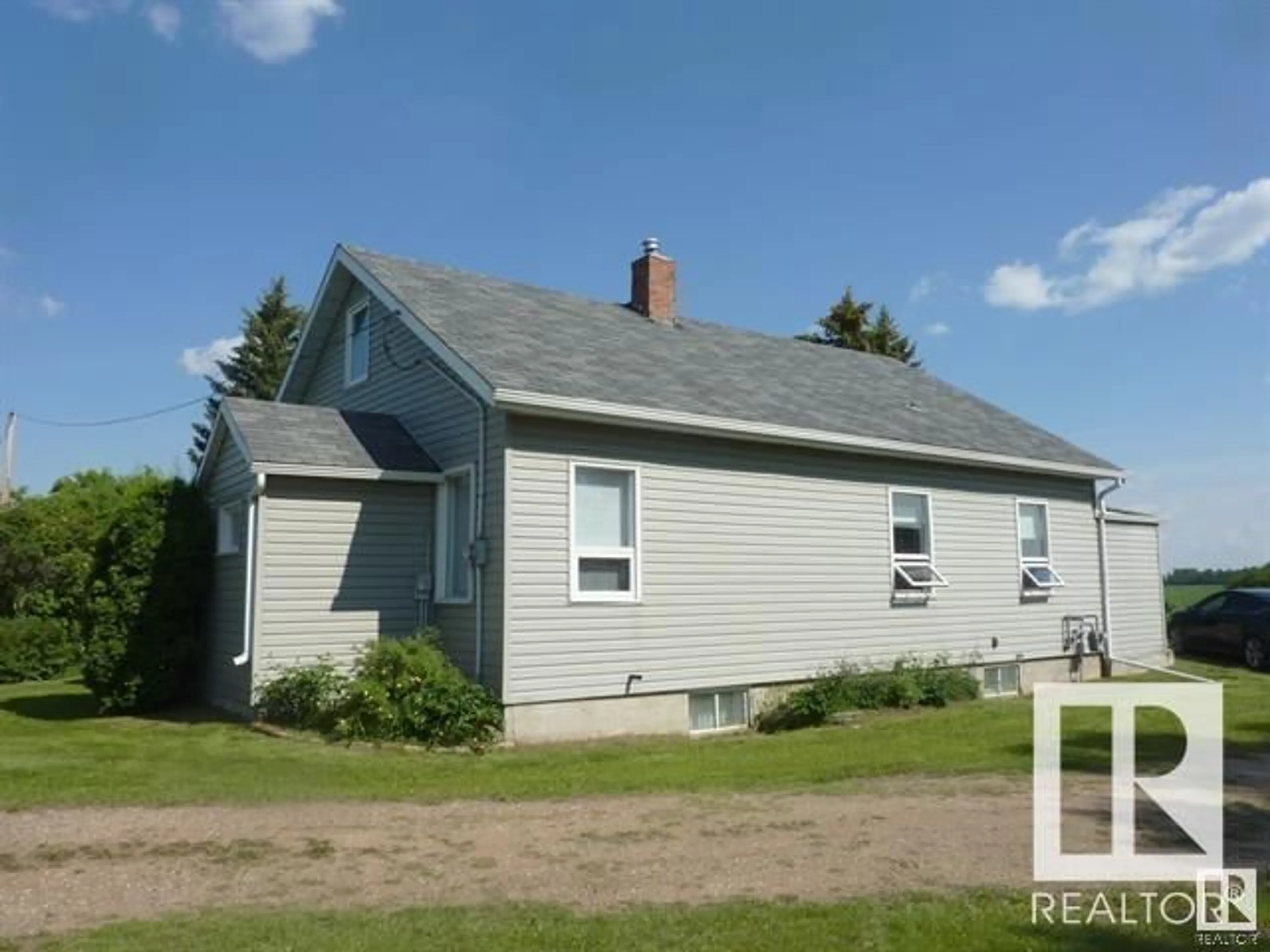 Frontside or backside of a home, the front or back of building for 11215 Twp Rd 581, Rural St. Paul County Alberta T0A2Y0