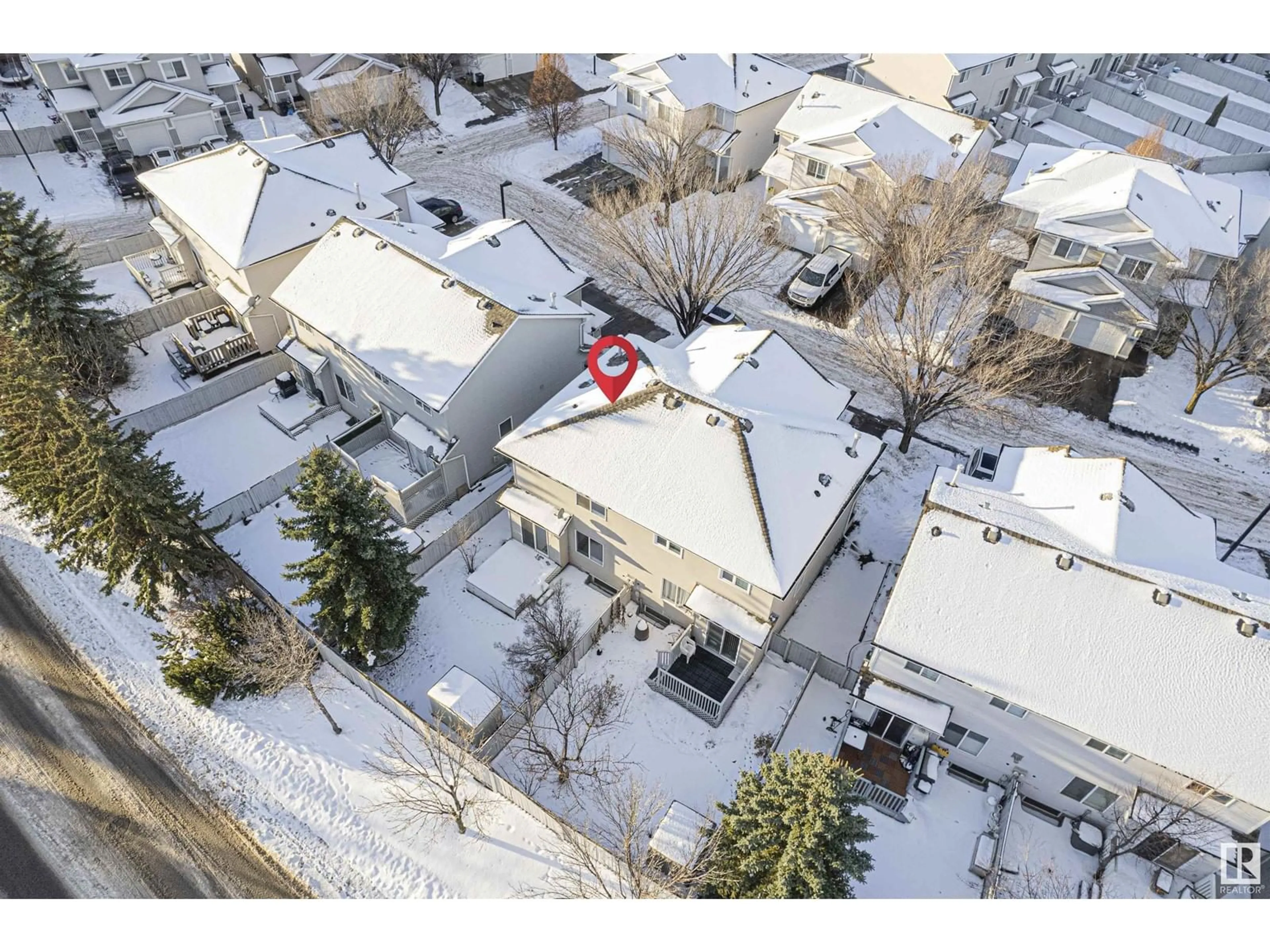 A pic from exterior of the house or condo, the street view for #44 4020 21 ST NW, Edmonton Alberta T6T1T8