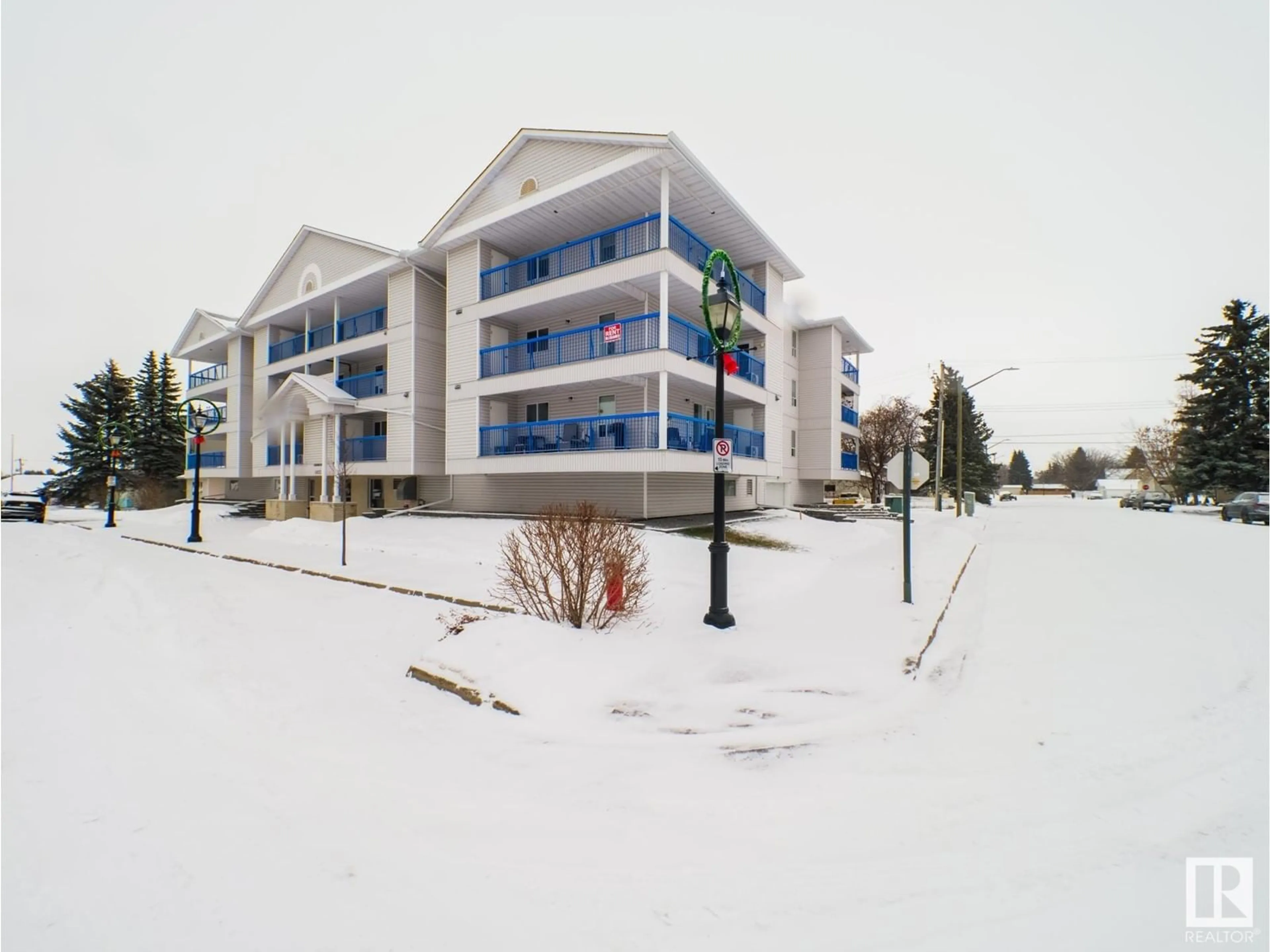 A pic from exterior of the house or condo, the street view for #204 4812 51 AV, Stony Plain Alberta T7Z1X2