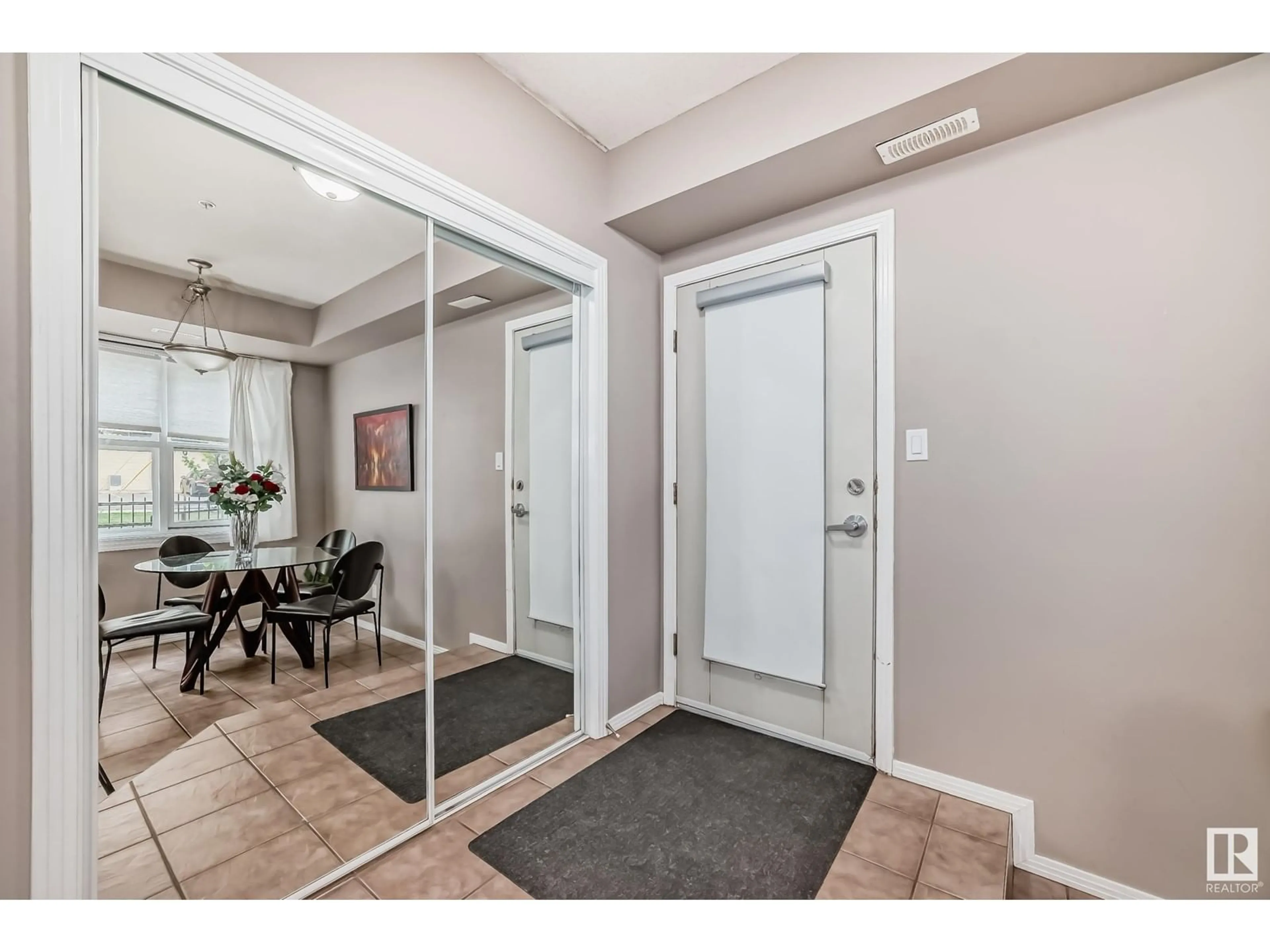 Indoor entryway, wood floors for #101 8619 111 ST NW, Edmonton Alberta T6G1H8