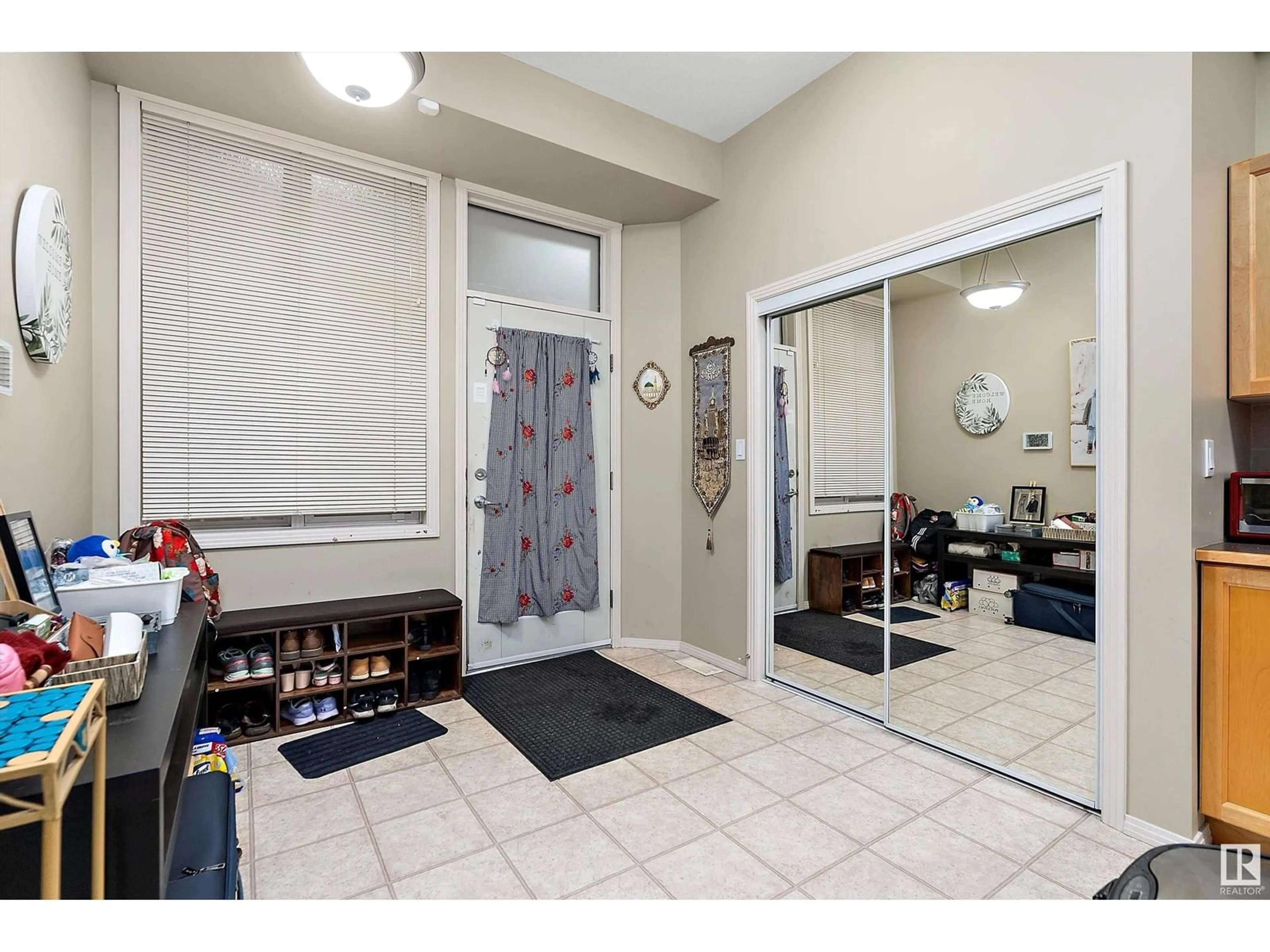 Indoor entryway, unknown floor for #407 8619 111 ST NW, Edmonton Alberta T6G2W1