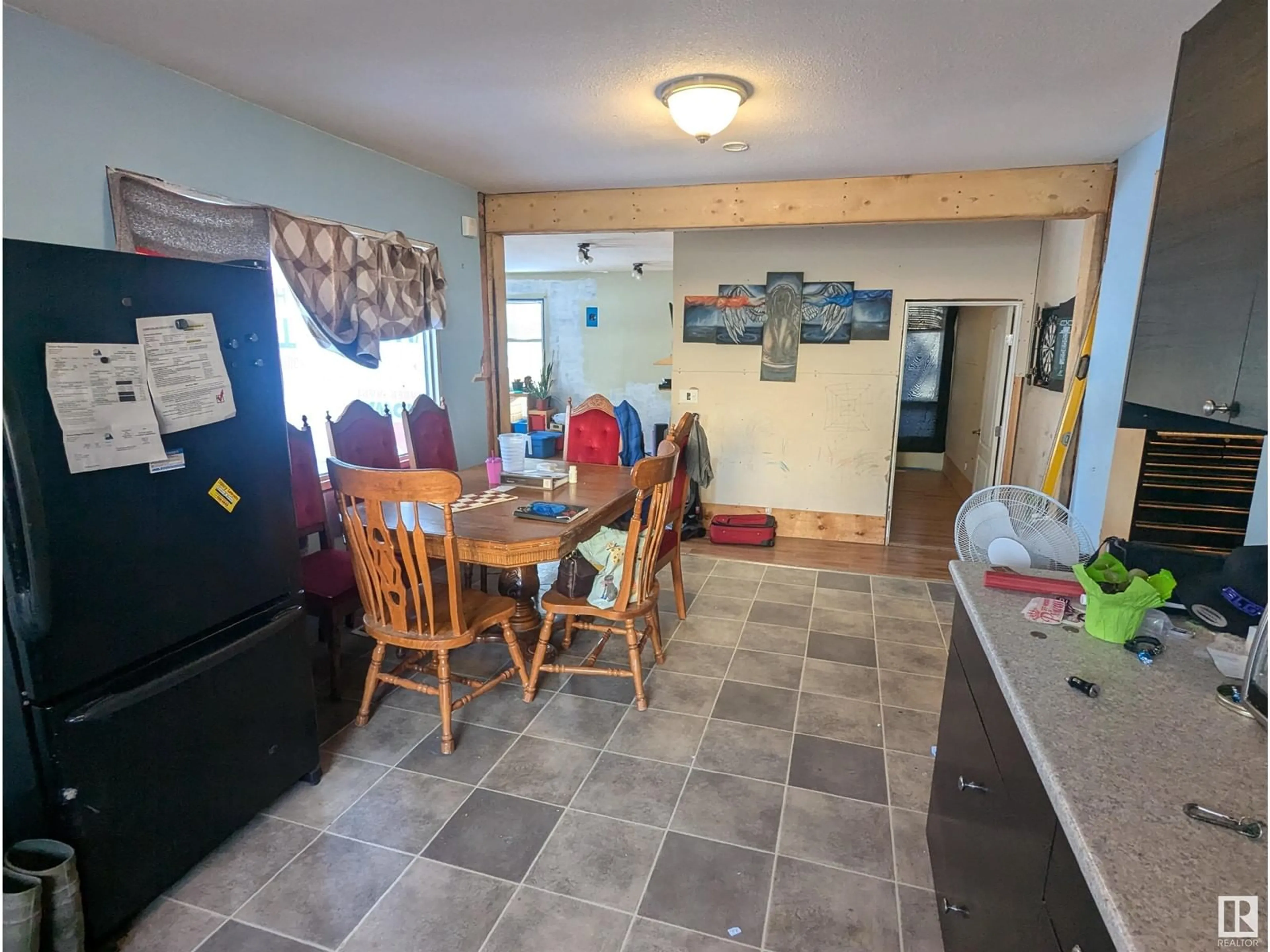 A pic of a room, unknown floor for 525 5 ST, Rural Lac Ste. Anne County Alberta T0E1A6