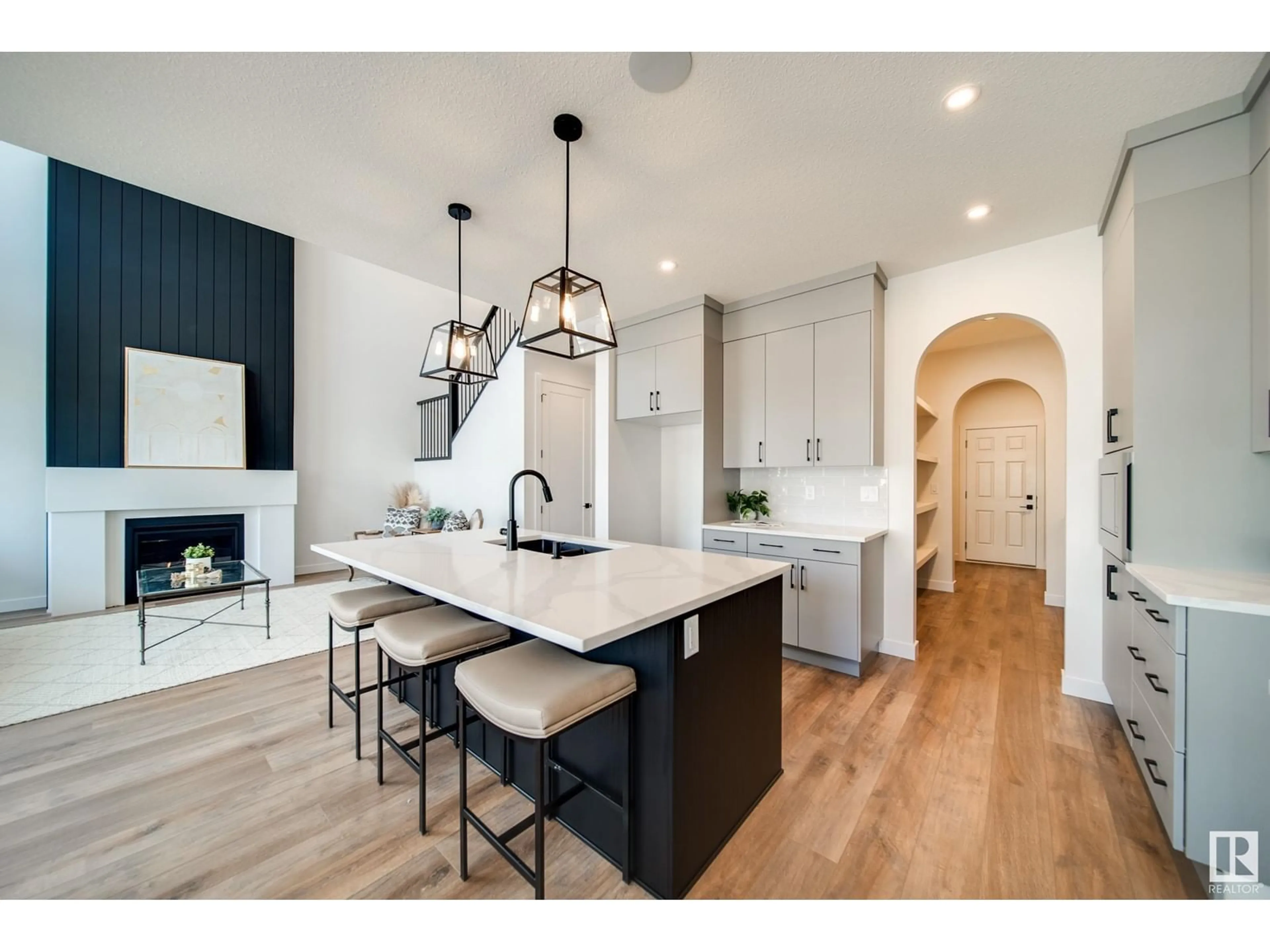 Open concept kitchen for 18 Newbury CI, Sherwood Park Alberta T8B0E8