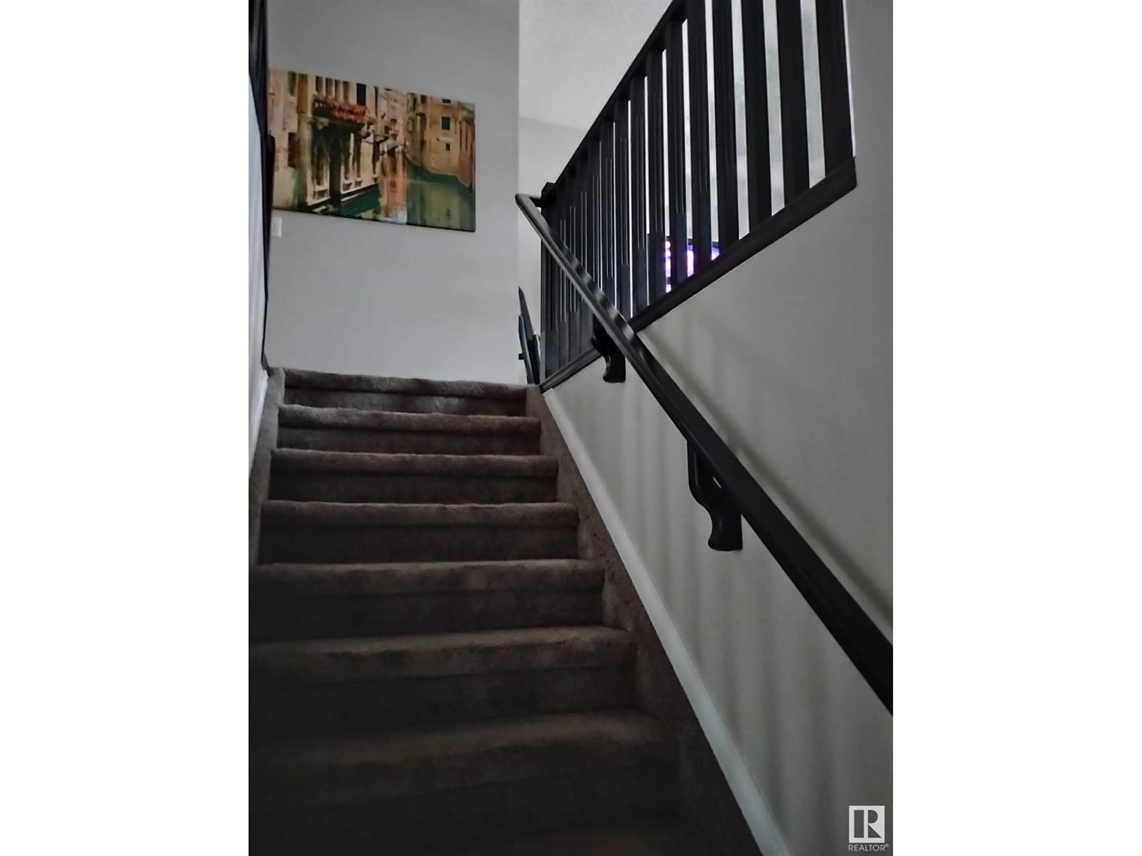 Stairs for 12620 45 ST NW, Edmonton Alberta T5A1L3