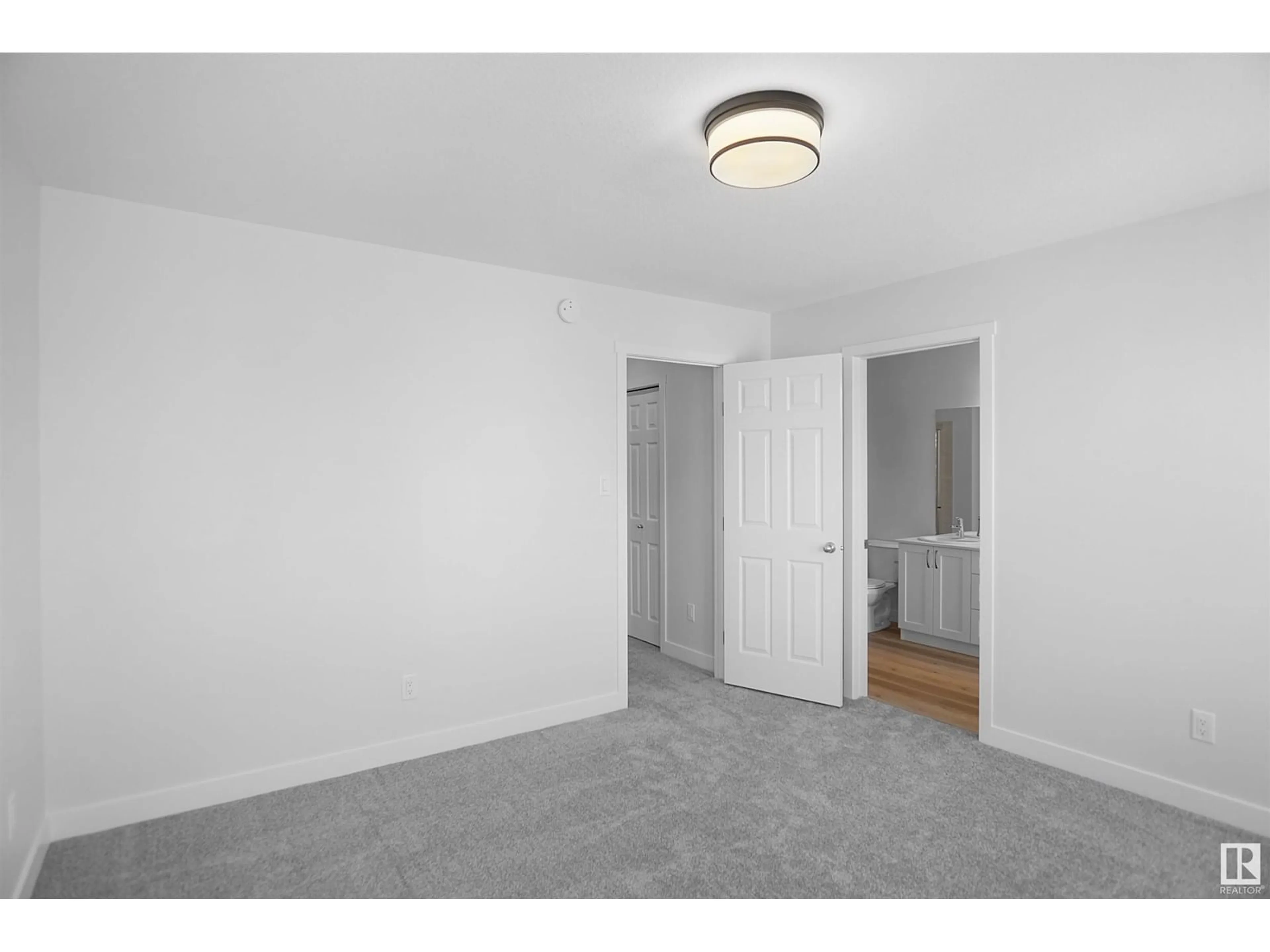 A pic of a room for 17651 49 ST NW, Edmonton Alberta T5Y4B7