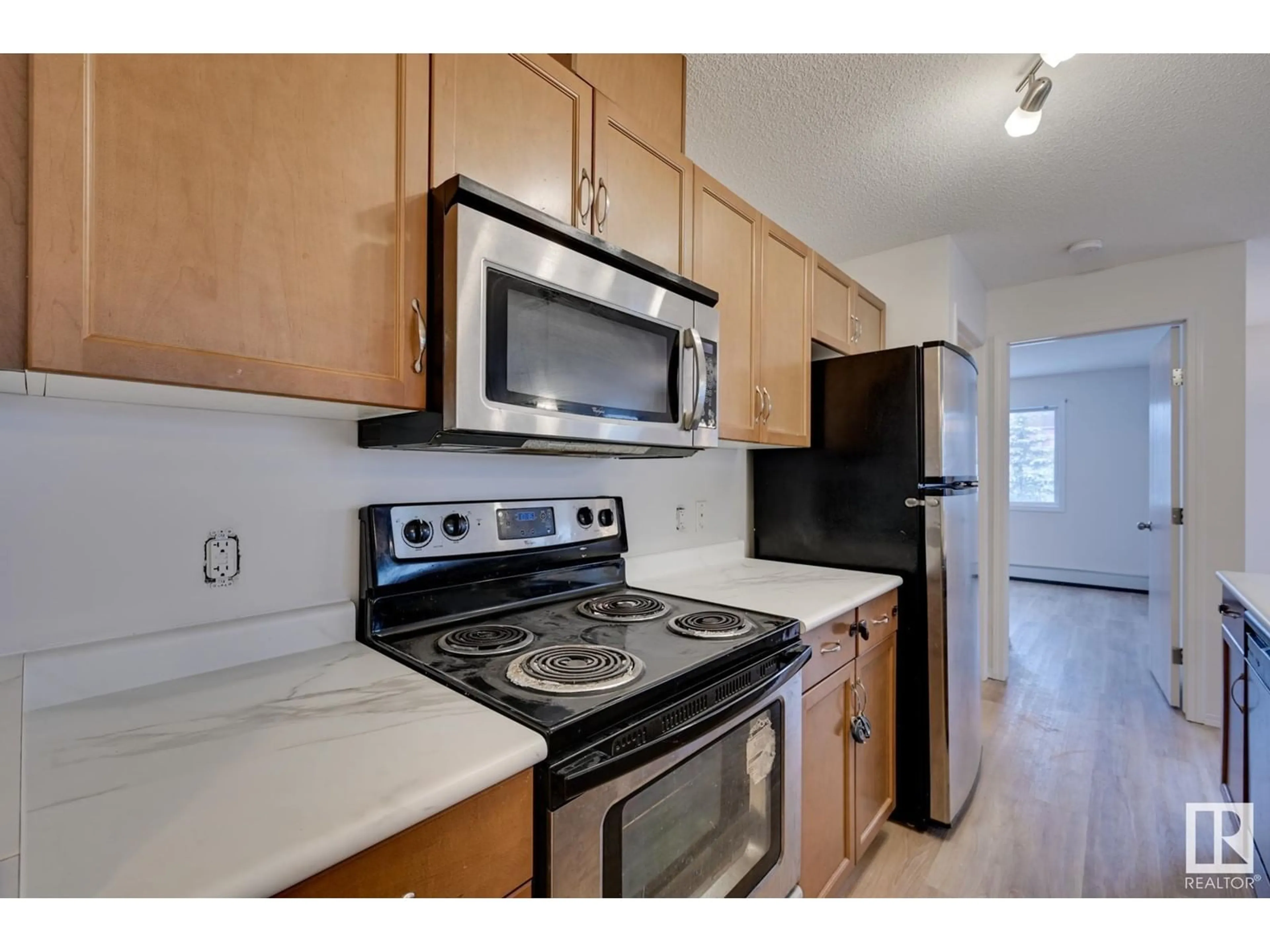 Standard kitchen, unknown for #218 1180 HYNDMAN RD NW, Edmonton Alberta T5A0P8