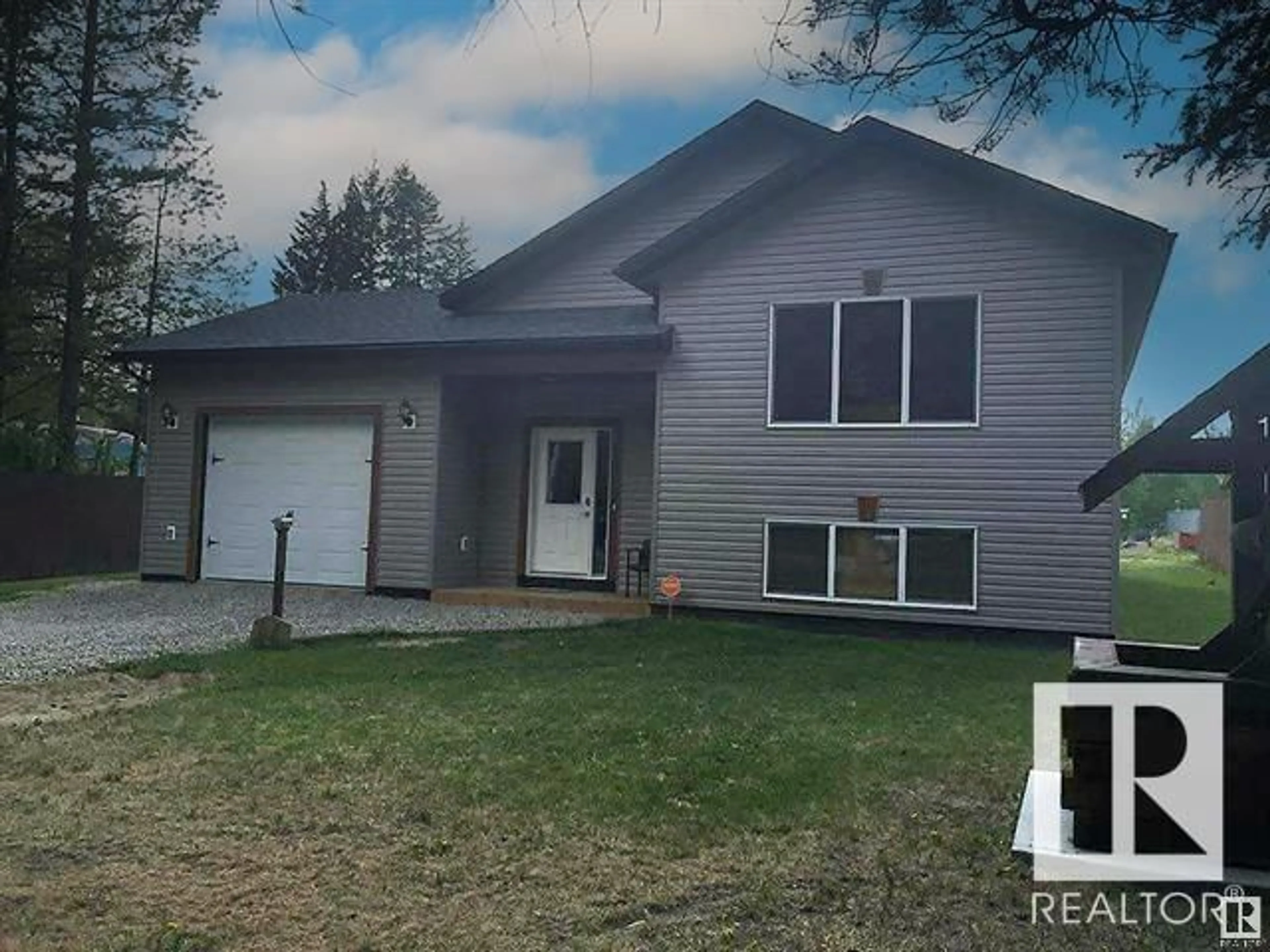 Frontside or backside of a home, cottage for 4908 50 ST, Peers Alberta T0E1W0