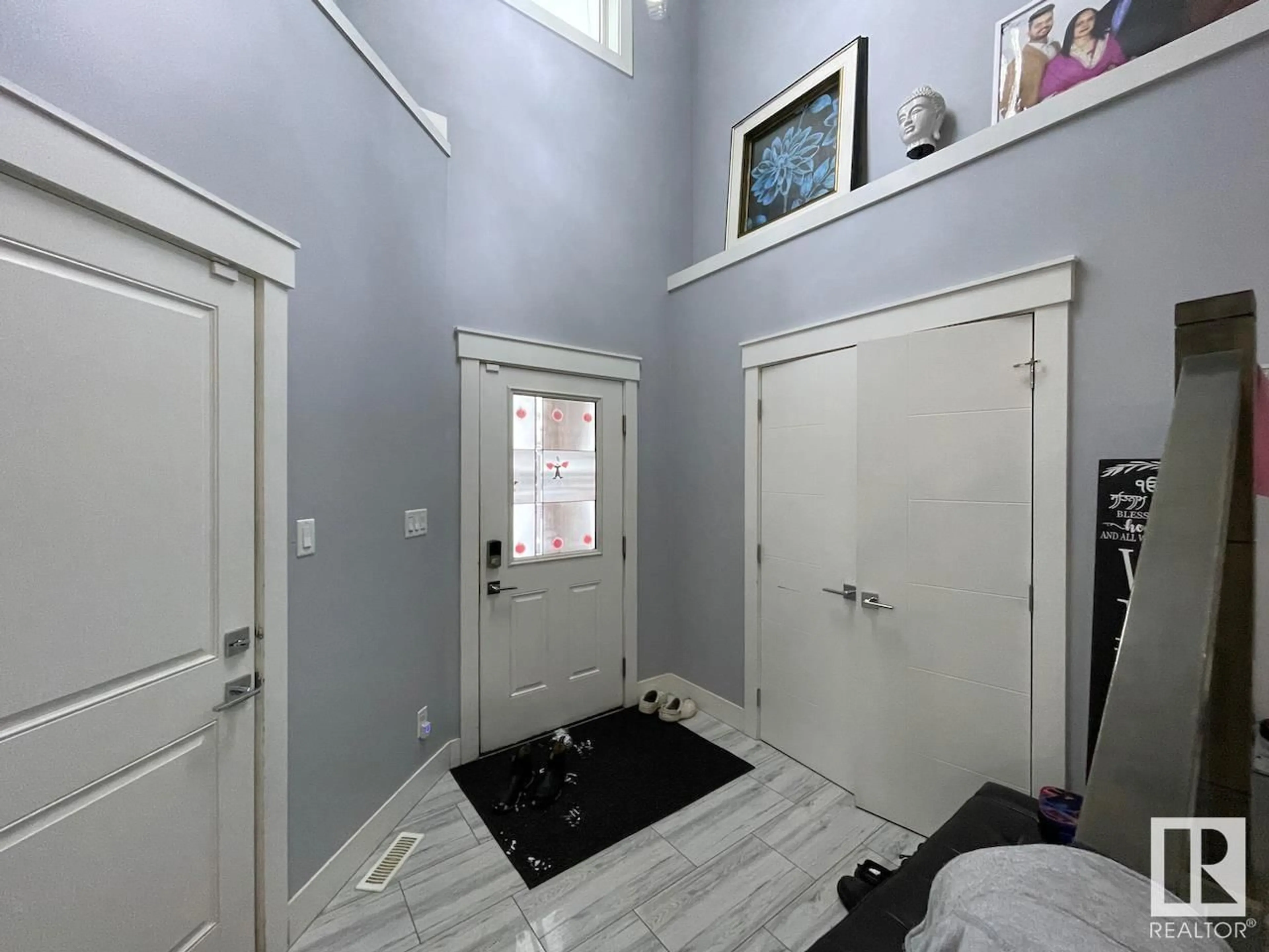 Indoor foyer, unknown floor for 7780 174B AV NW, Edmonton Alberta T5Z0P5