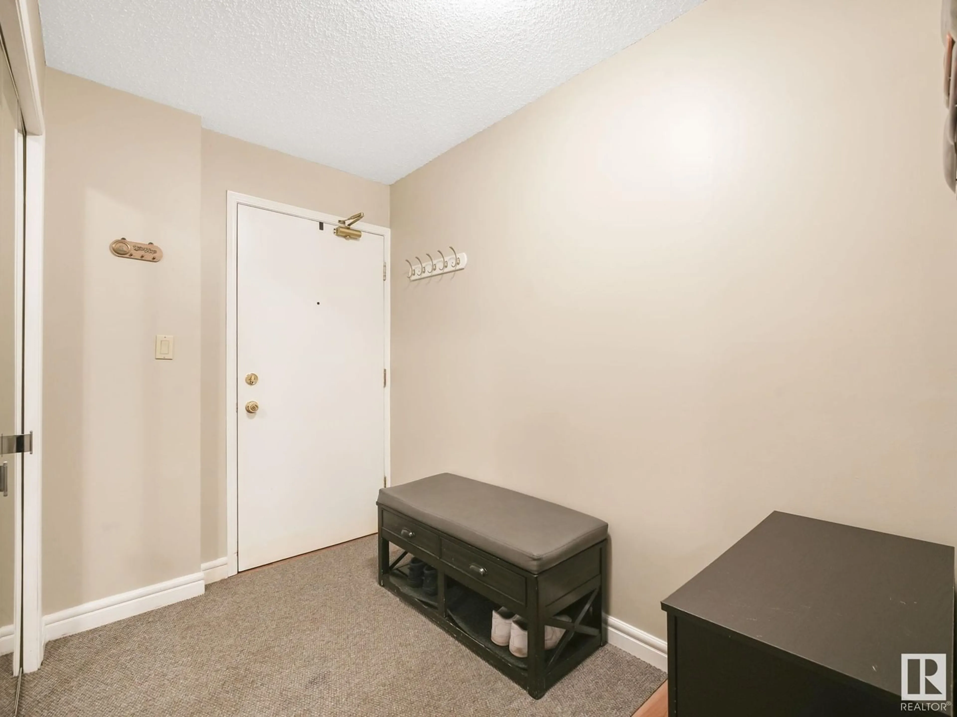 Indoor entryway, unknown floor for #110 15499 CASTLE DOWNS RD NW, Edmonton Alberta T5X5Y3