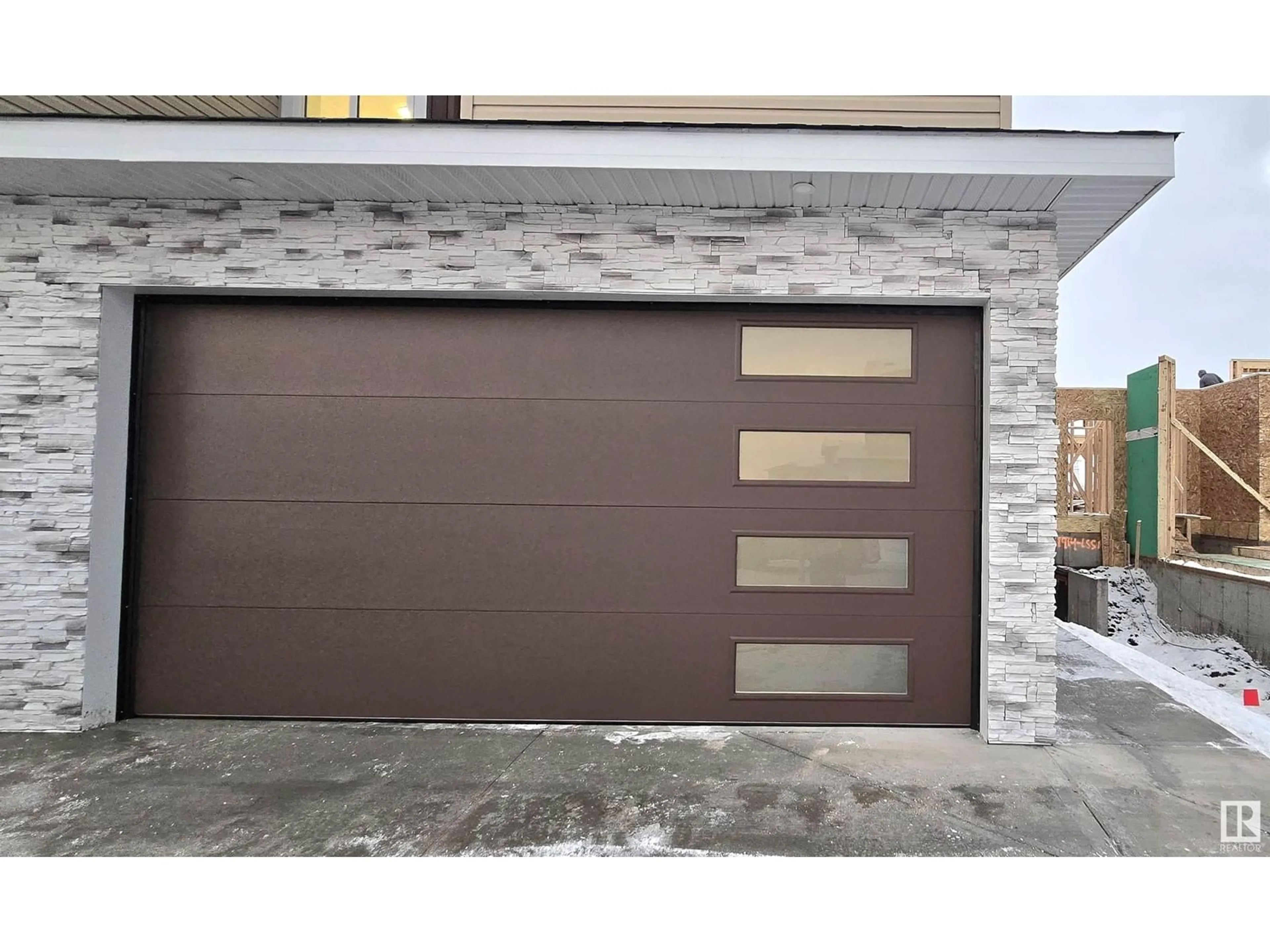 Indoor garage, cement floor for 1916 155 AV NW, Edmonton Alberta T5Y4H8