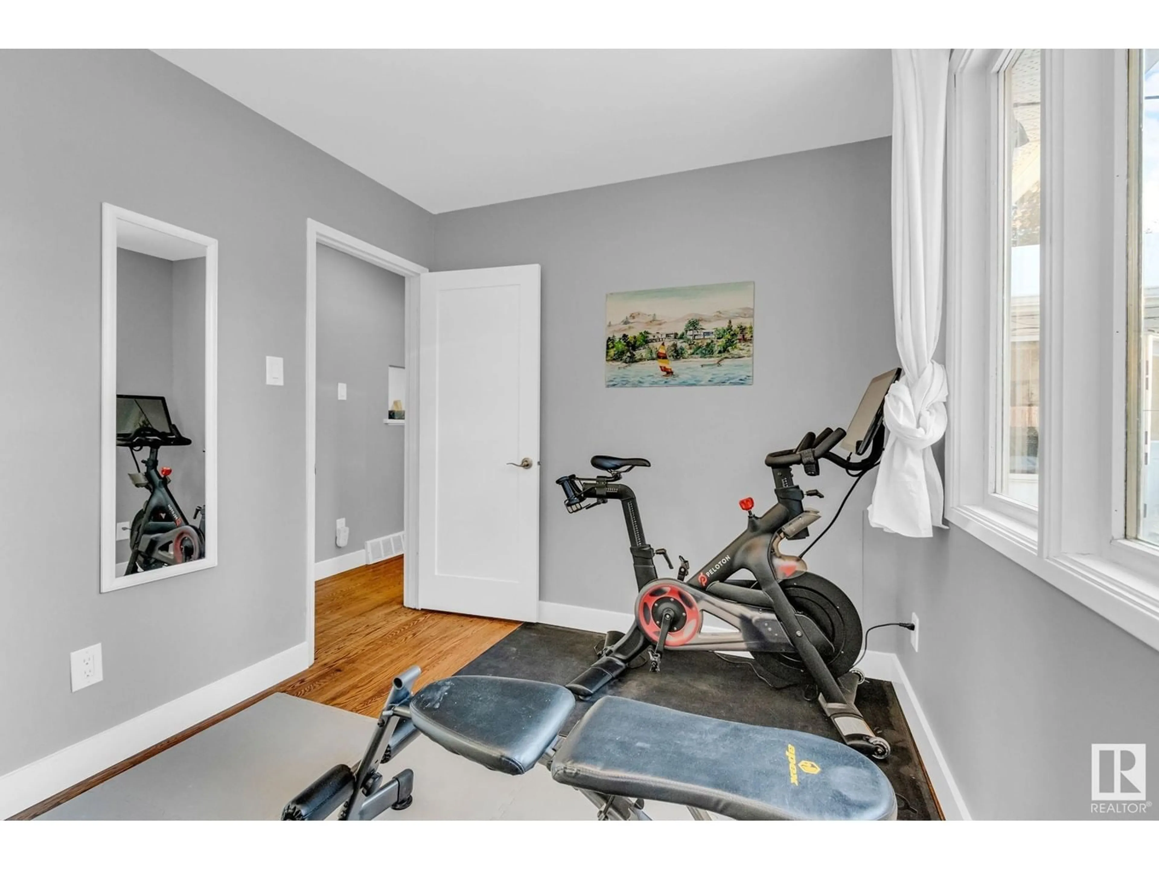 Gym or fitness room for 6716 87 ST NW NW, Edmonton Alberta T6E2Y8