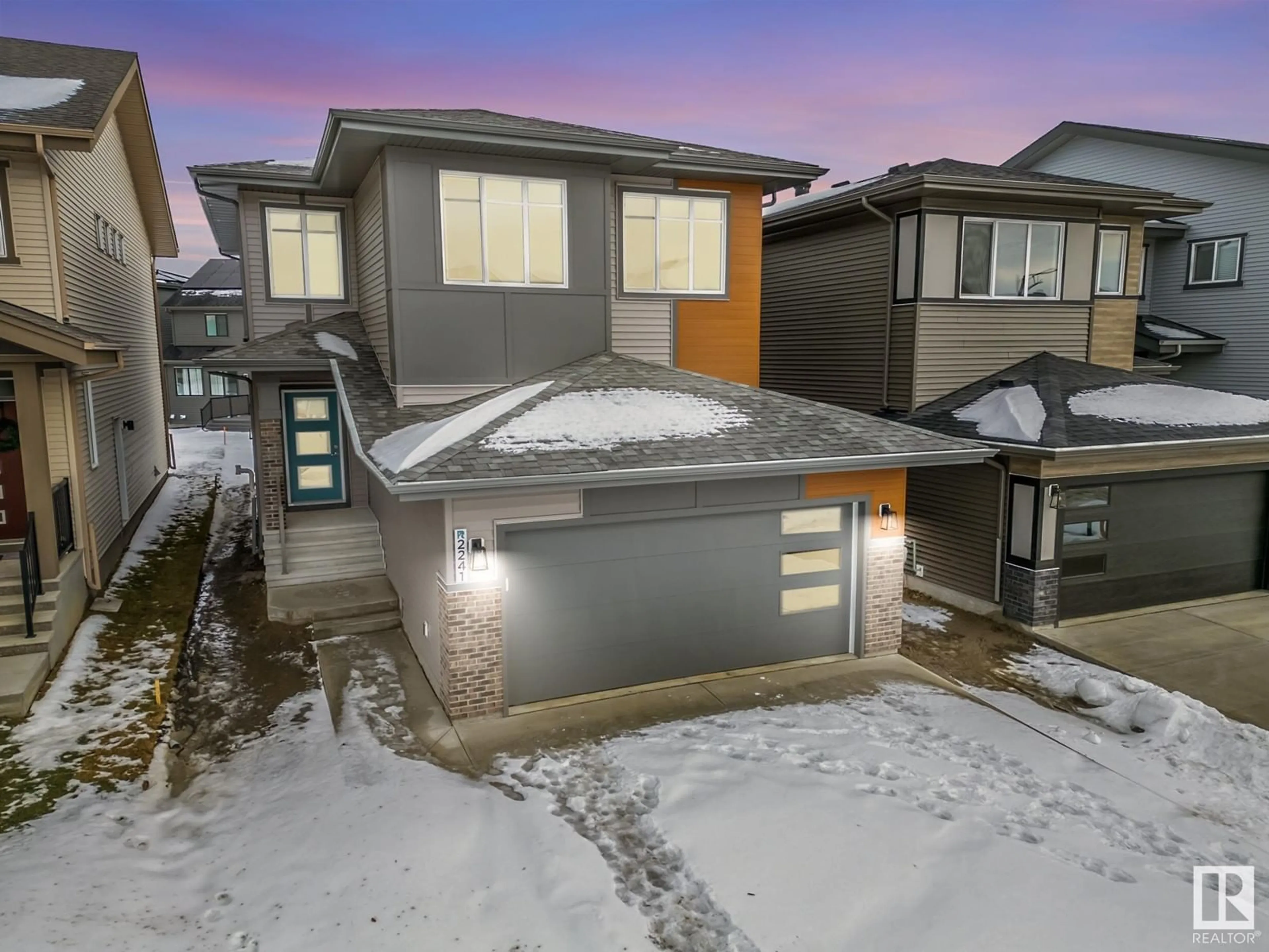 A pic from outside/outdoor area/front of a property/back of a property/a pic from drone, street for 2241 193A ST NW, Edmonton Alberta T6M3B7