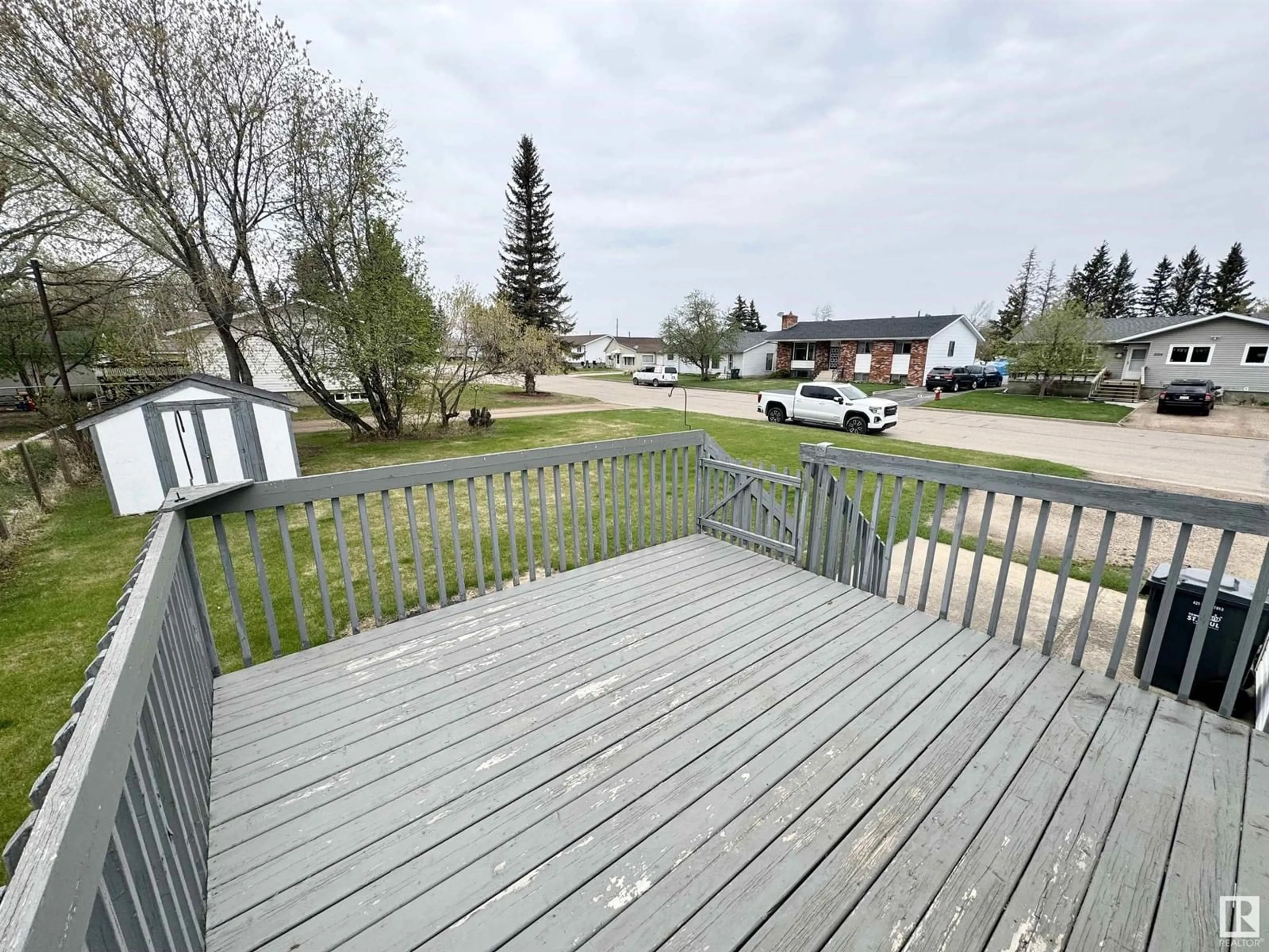 Patio, water/lake/river/ocean view for 5101 55 AV, St. Paul Town Alberta T0A3A1