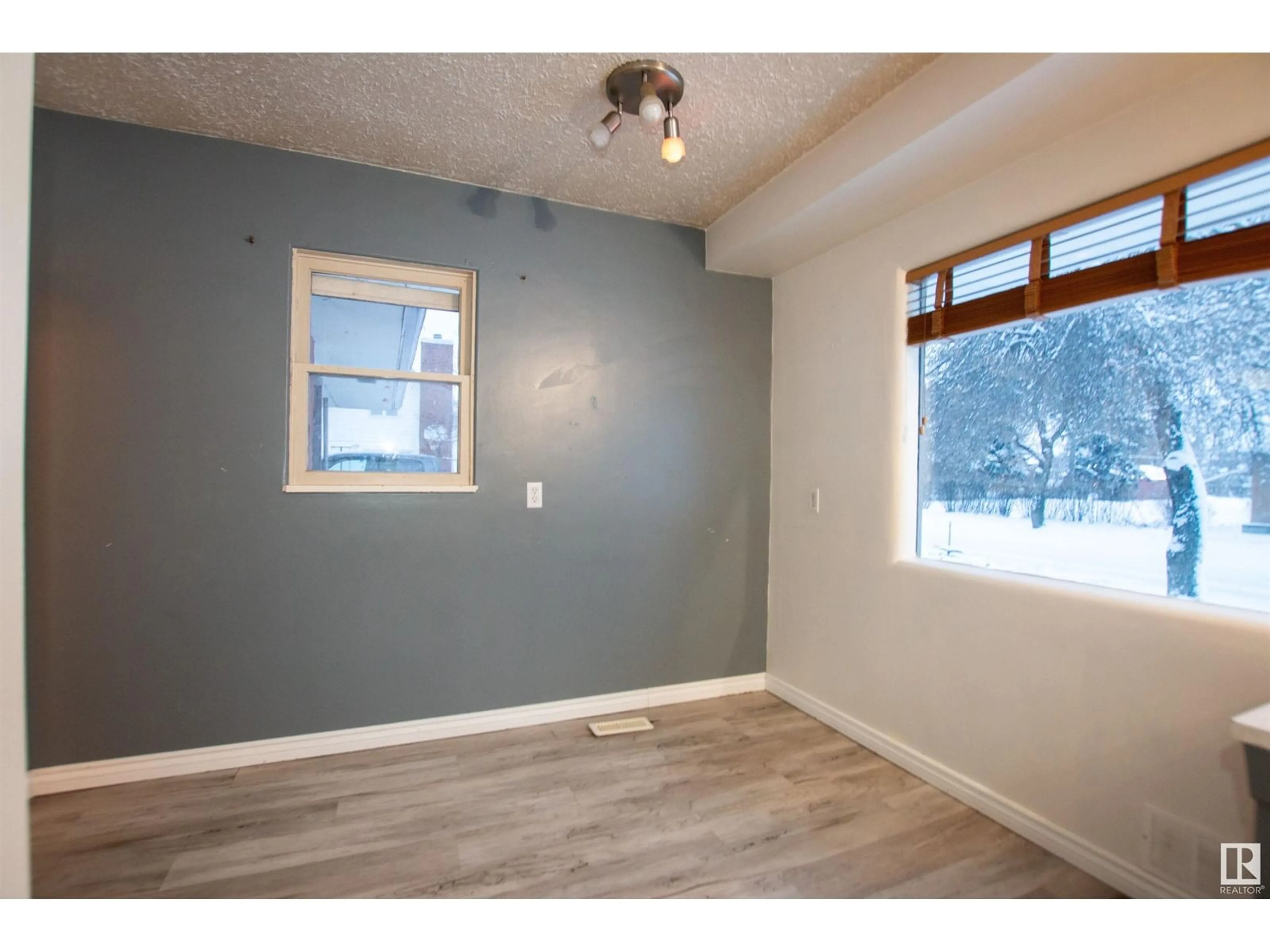 A pic of a room for 9909 101 ST, Morinville Alberta T8R1G2