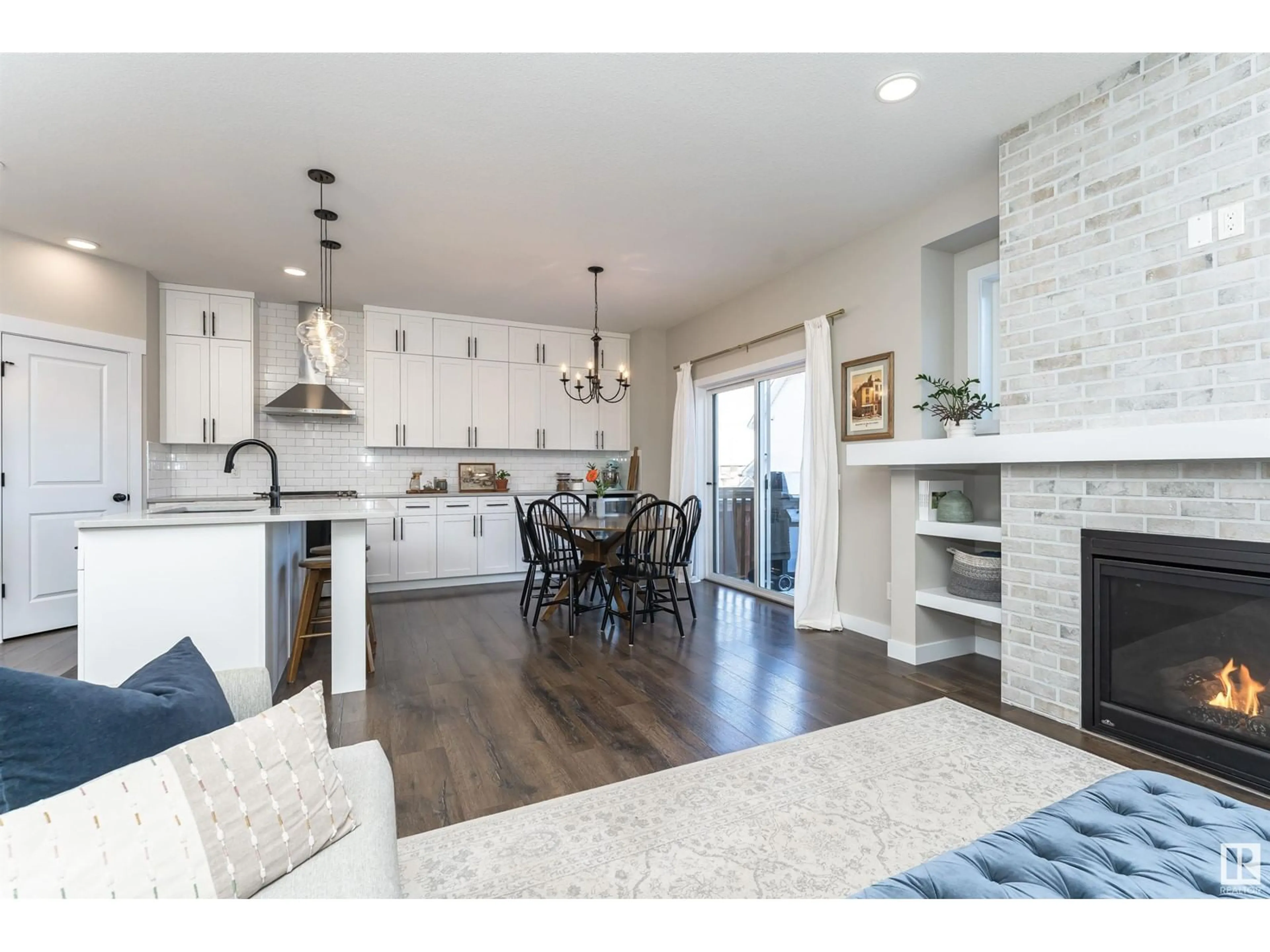 Open concept kitchen, unknown for 130 AMBLESIDE WY, Sherwood Park Alberta T8H1A6