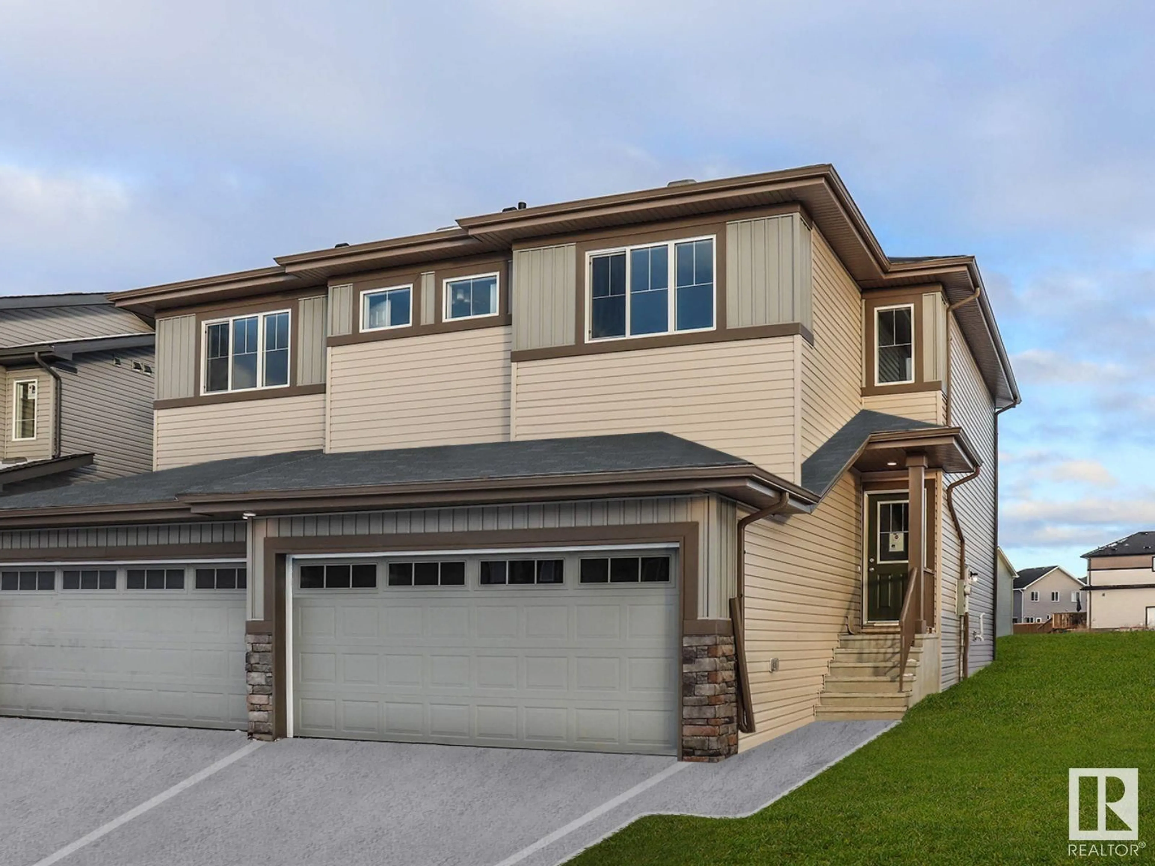 Home with vinyl exterior material, street for 1733 WESTERRA WD, Stony Plain Alberta T7Z0K8