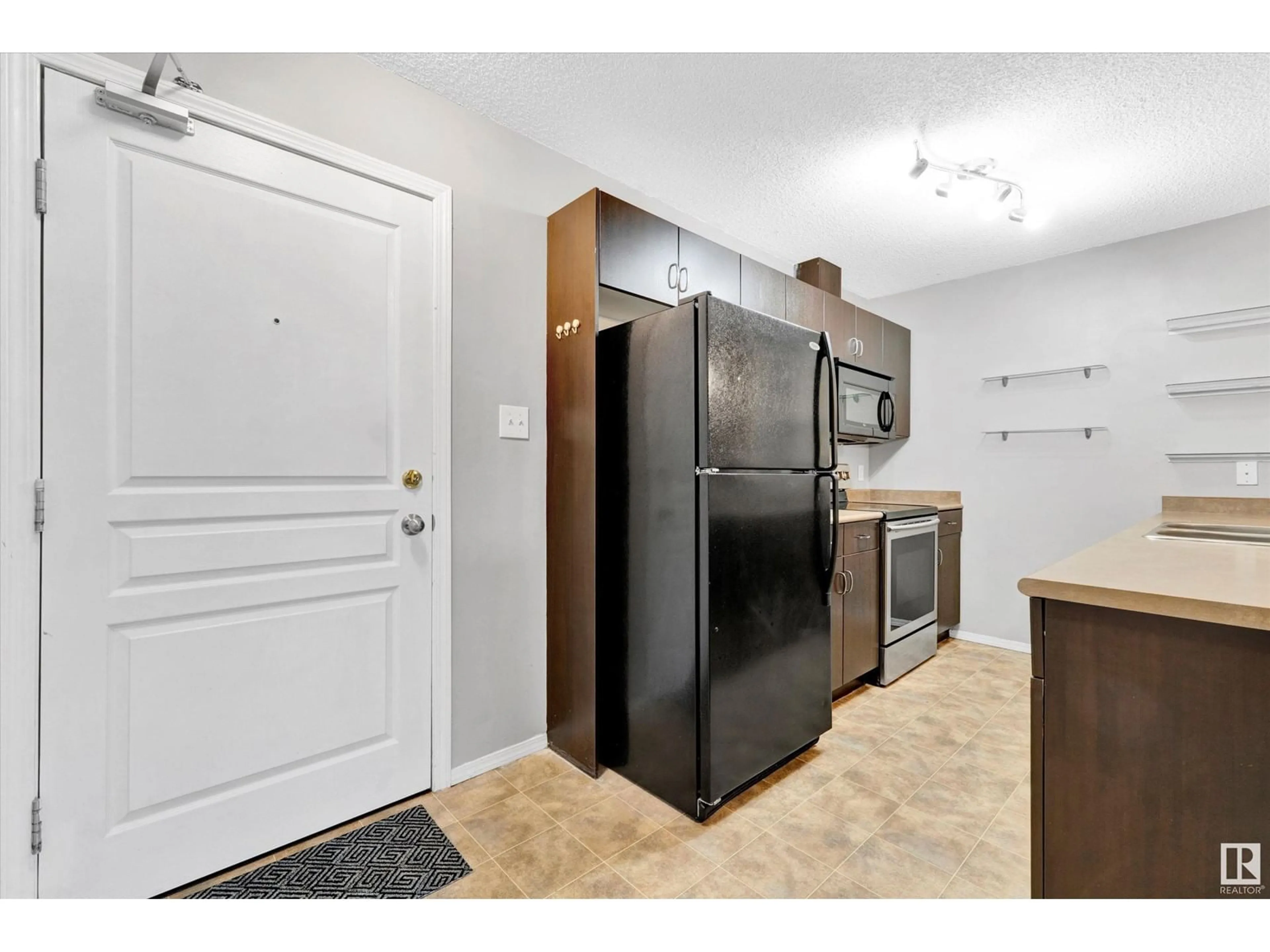 Standard kitchen, unknown for #134 1180 HYNDMAN RD NW, Edmonton Alberta T5A0P8