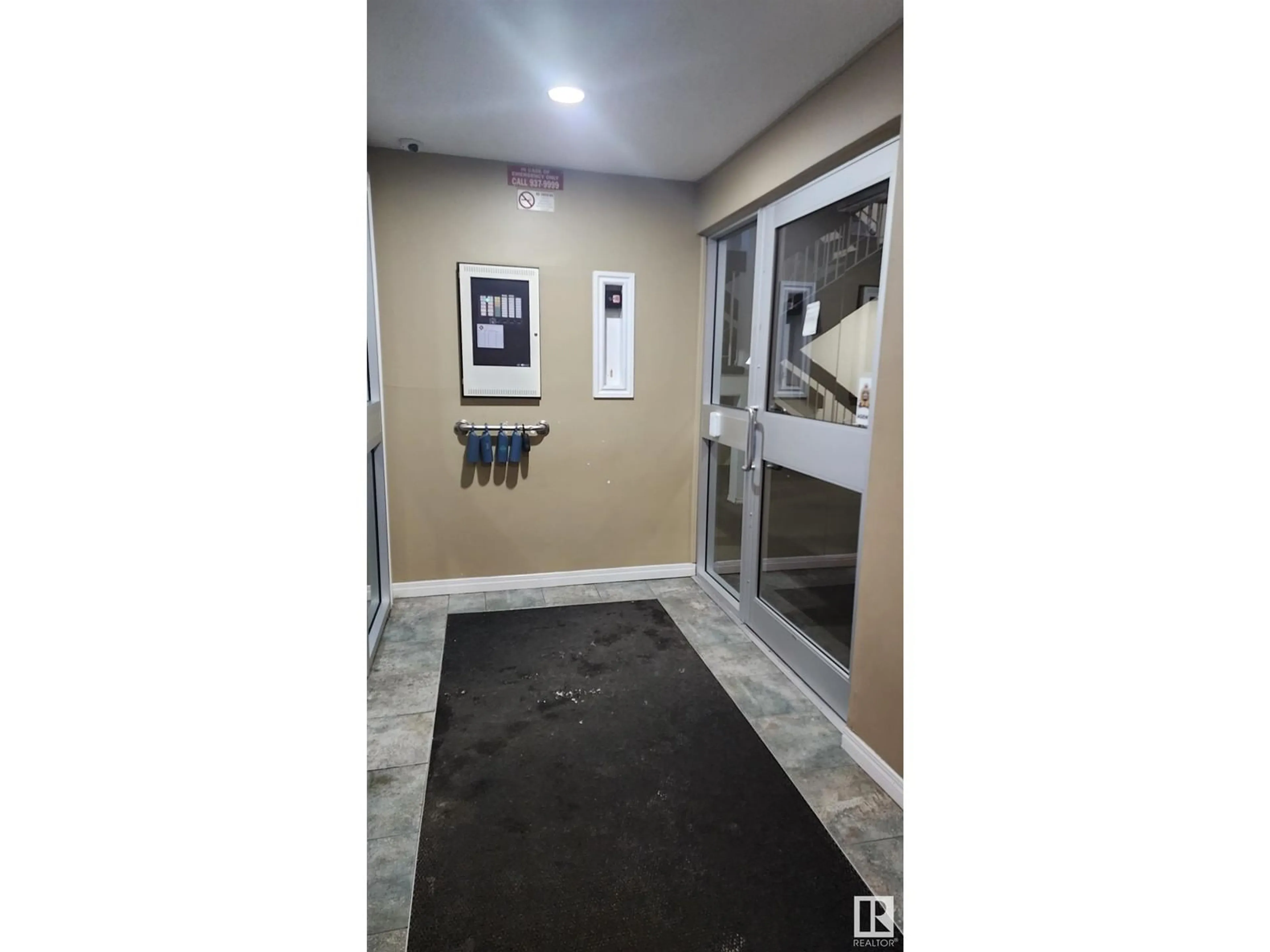 Indoor foyer for #202 2620 MILL WOODS RD E NW, Edmonton Alberta T6L5K6