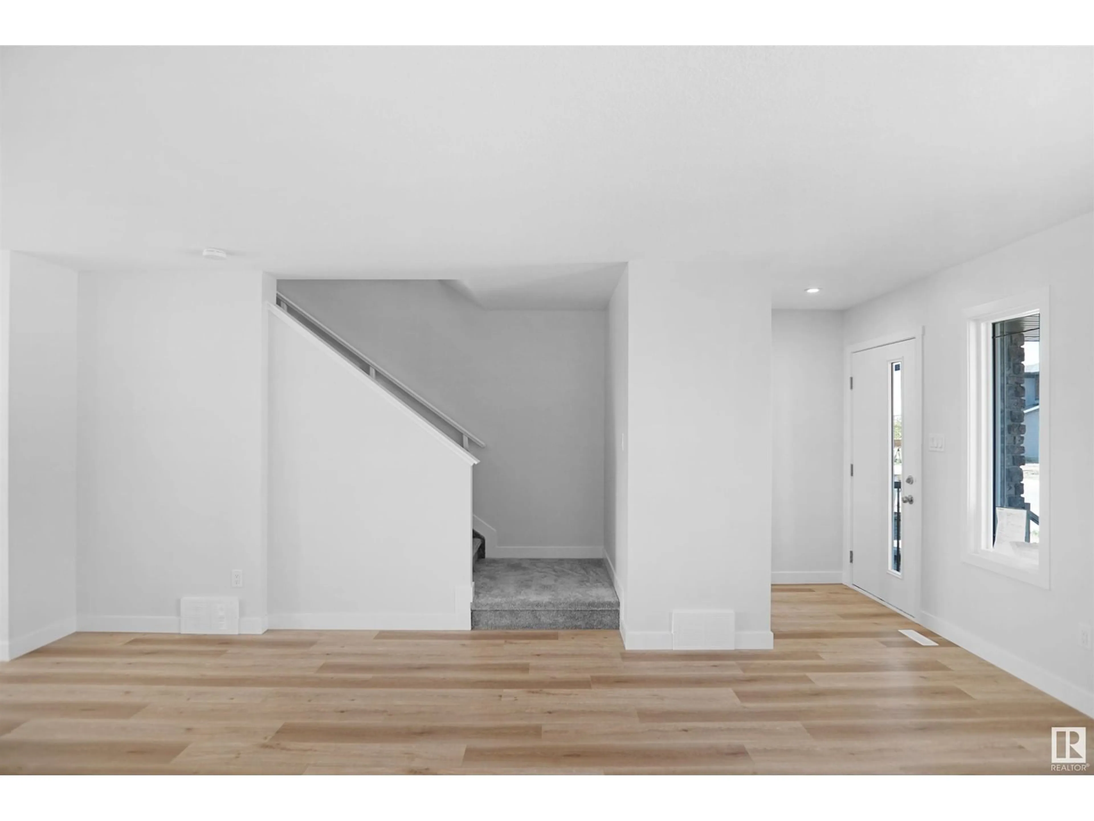 Unknown for NW - 17358 6A ST, Edmonton Alberta T5Y4E8