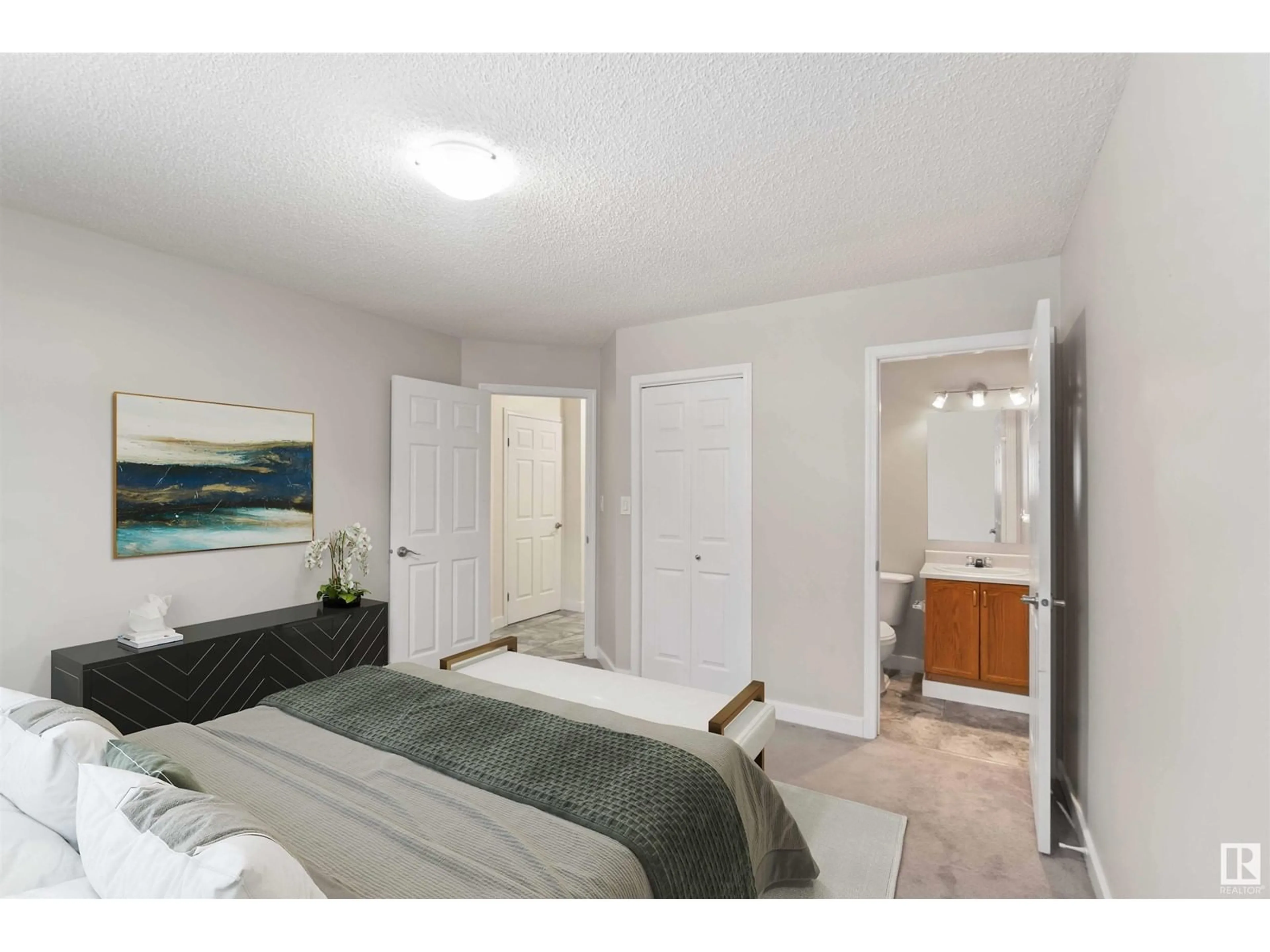 A pic of a room for 11913 63 ST NW, Edmonton Alberta T5W4G2