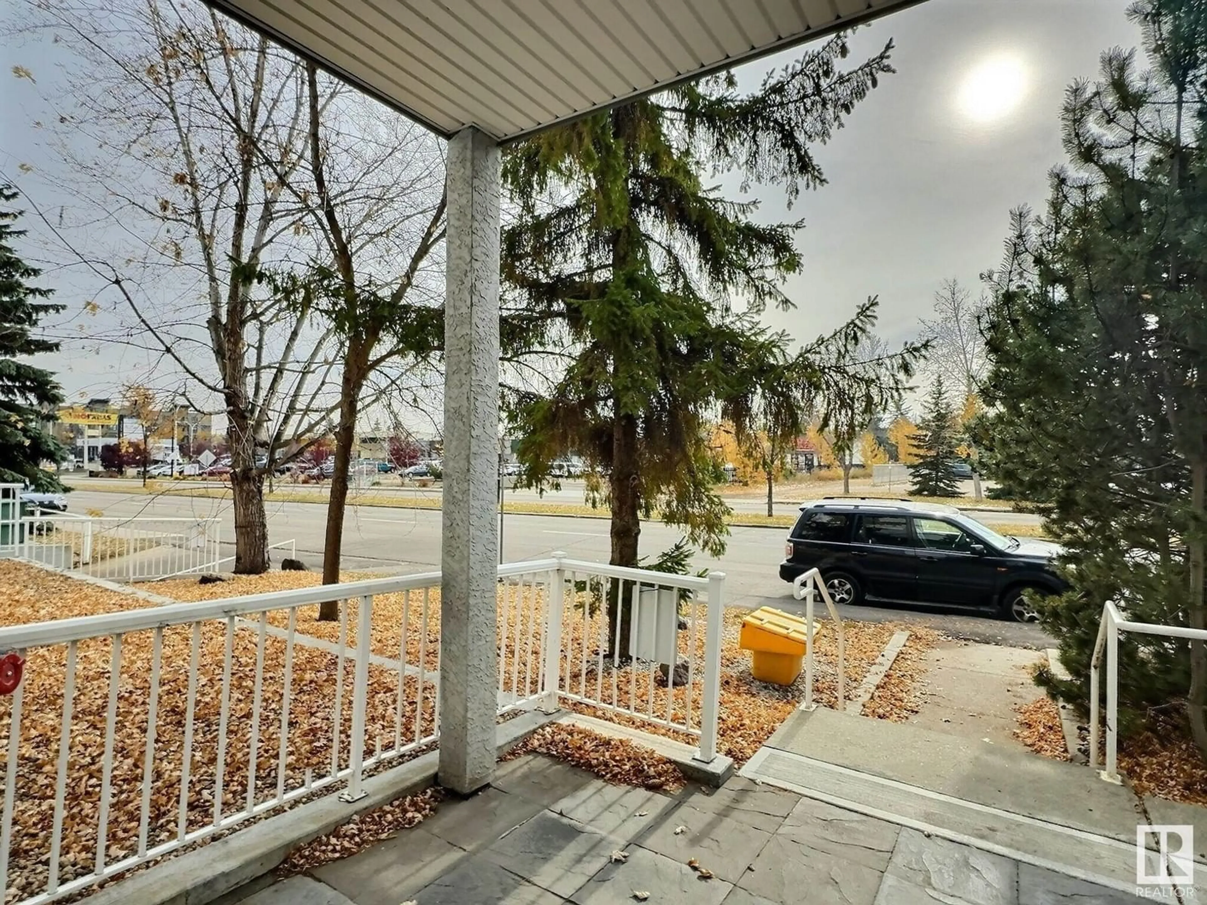 Patio, unknown for #205 11446 40 AV NW, Edmonton Alberta T6J0R5