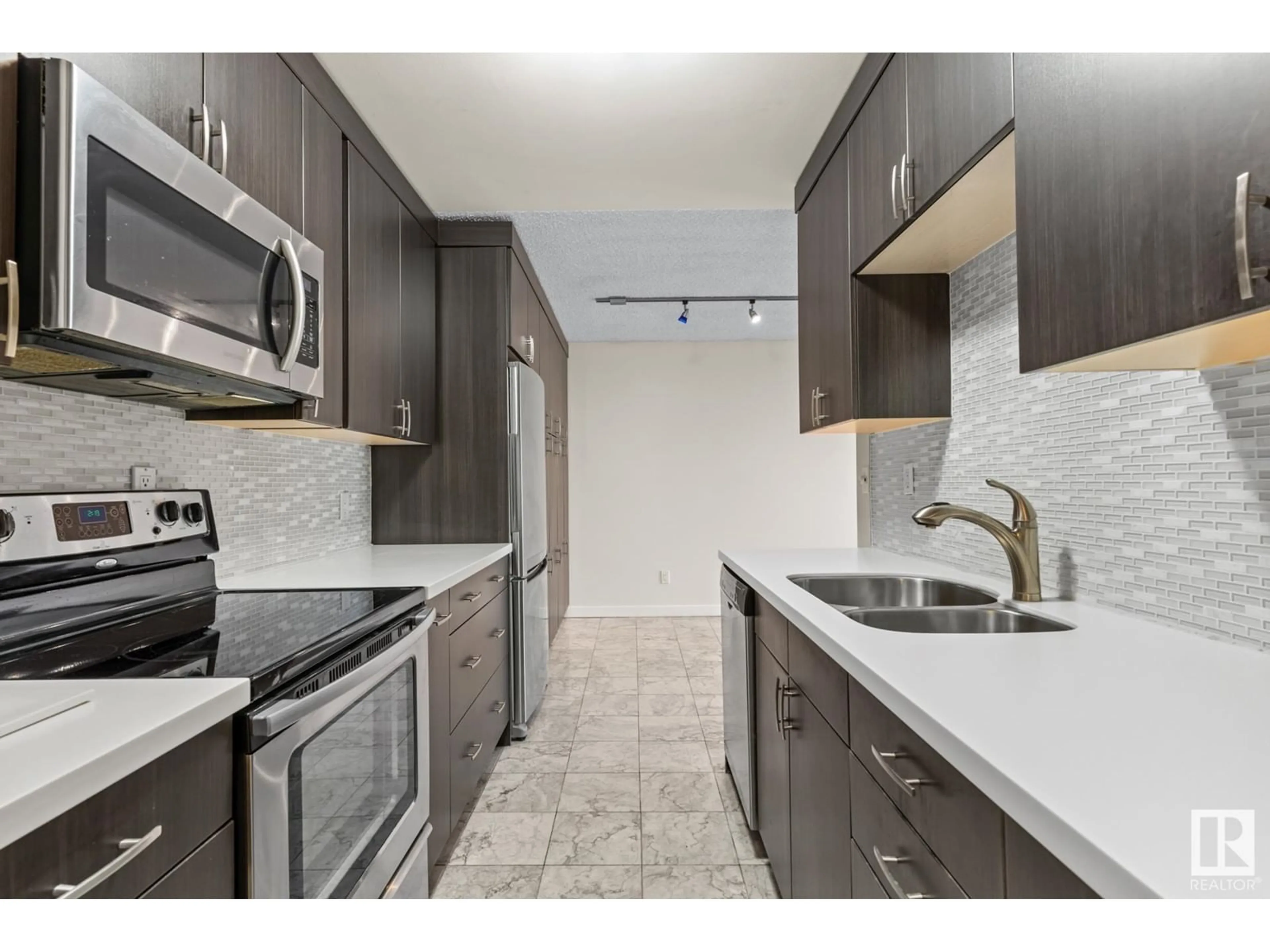 Standard kitchen, ceramic/tile floor for #802 10125 109 ST NW, Edmonton Alberta T5J3P1