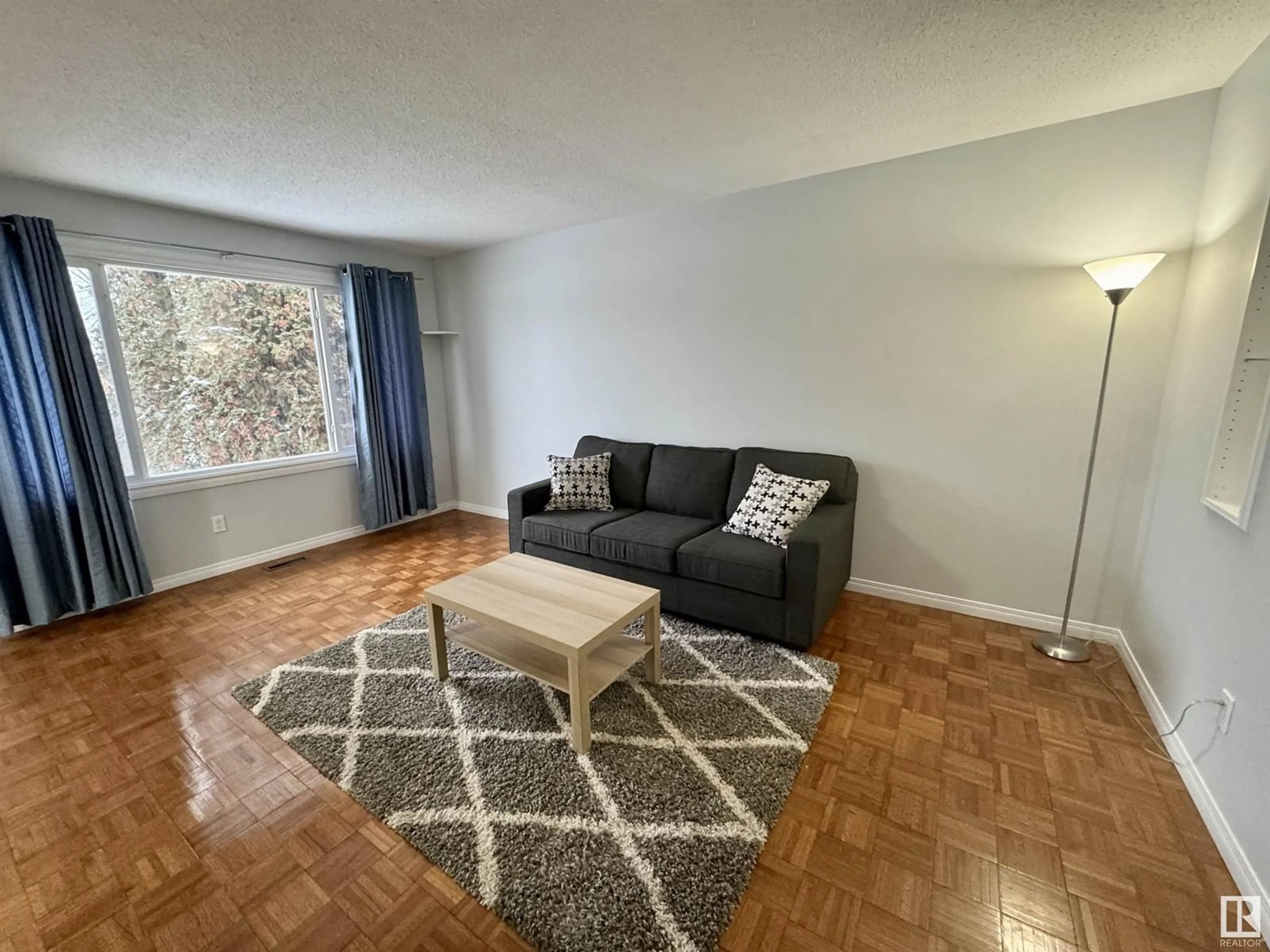 Living room with furniture, unknown for 182 CALLINGWOOD PL NW, Edmonton Alberta T5T2C6