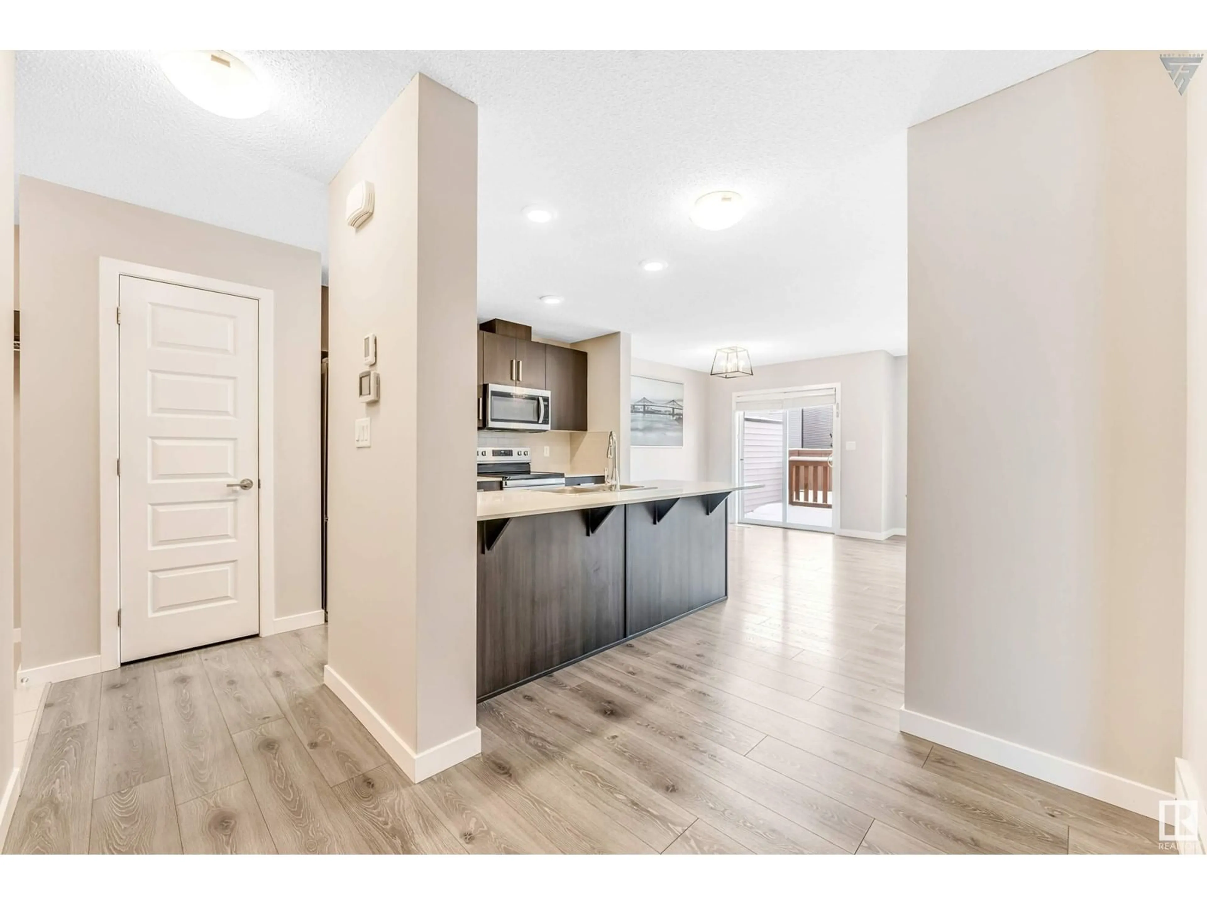 Open concept kitchen, unknown for 2536 CASEY WY SW, Edmonton Alberta T6W3N3