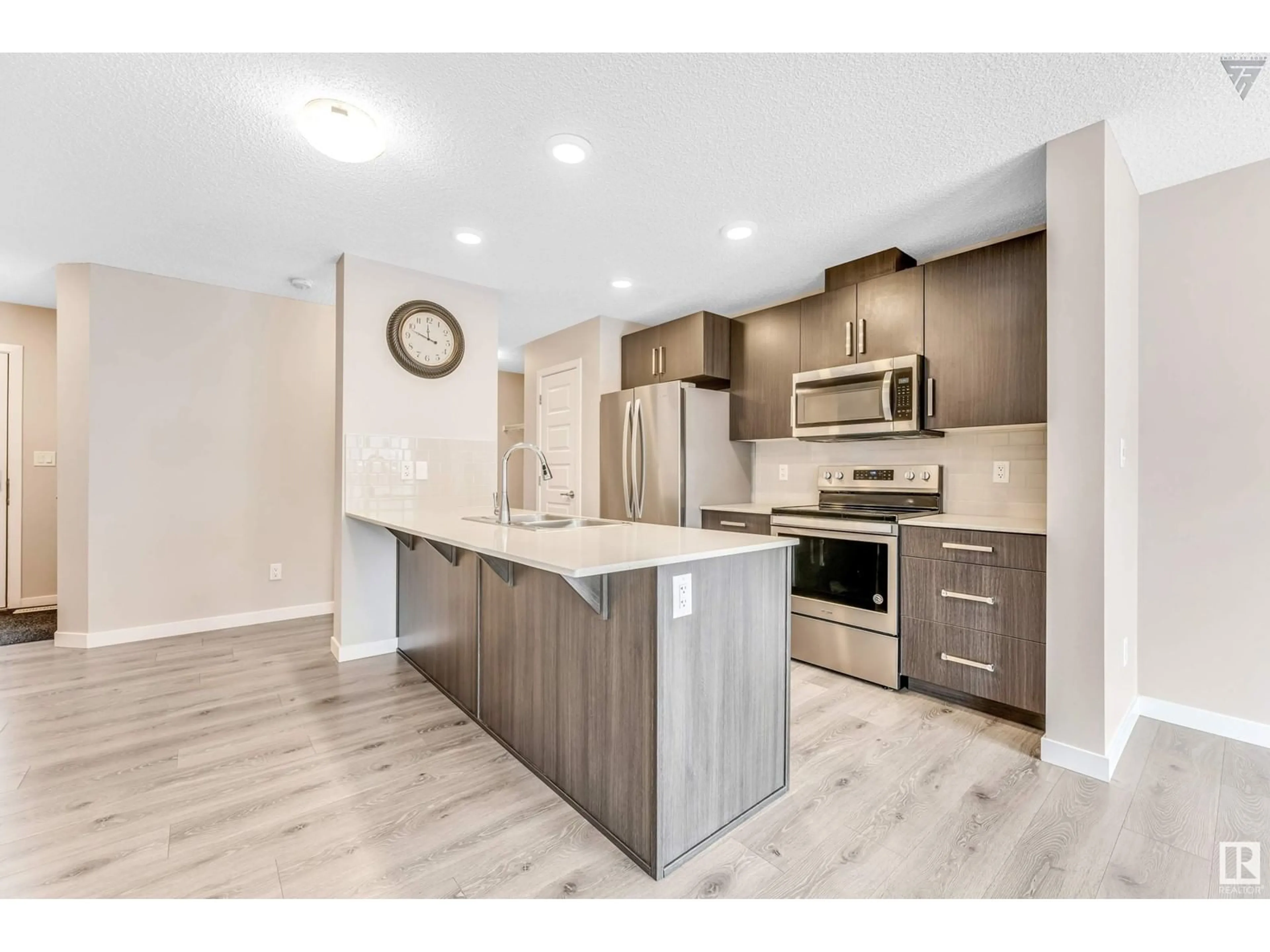 Open concept kitchen, unknown for 2536 CASEY WY SW, Edmonton Alberta T6W3N3