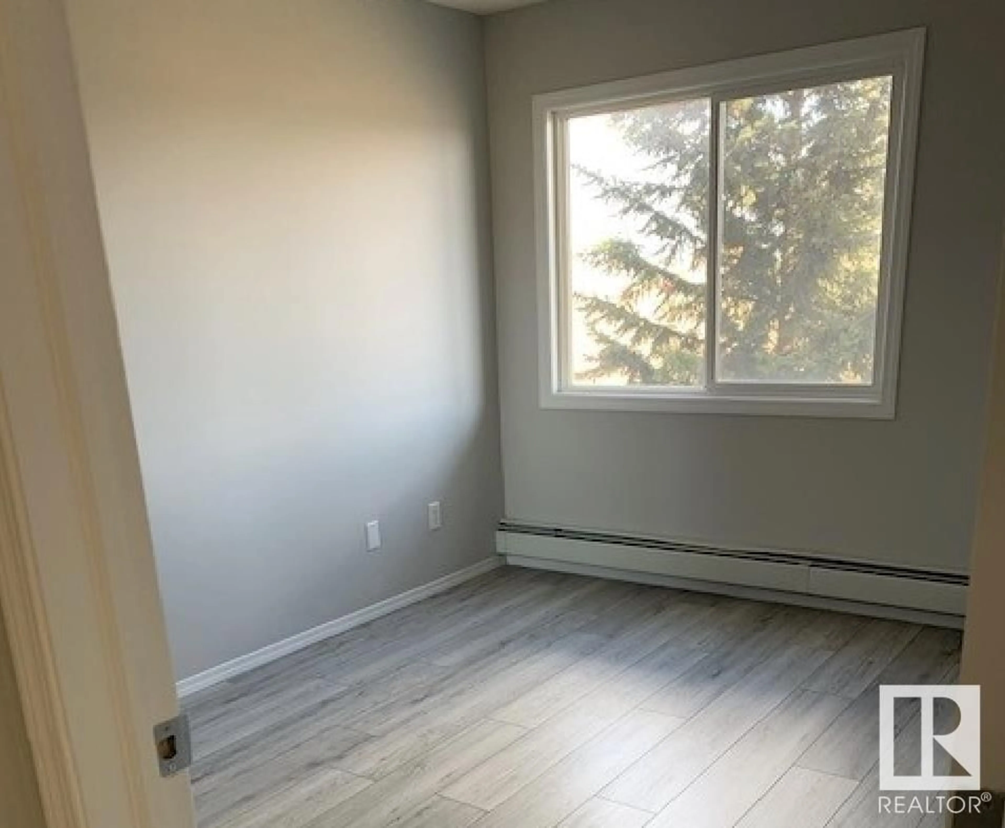 A pic of a room for #207 70 WOODSMERE, Fort Saskatchewan Alberta T8L4R8