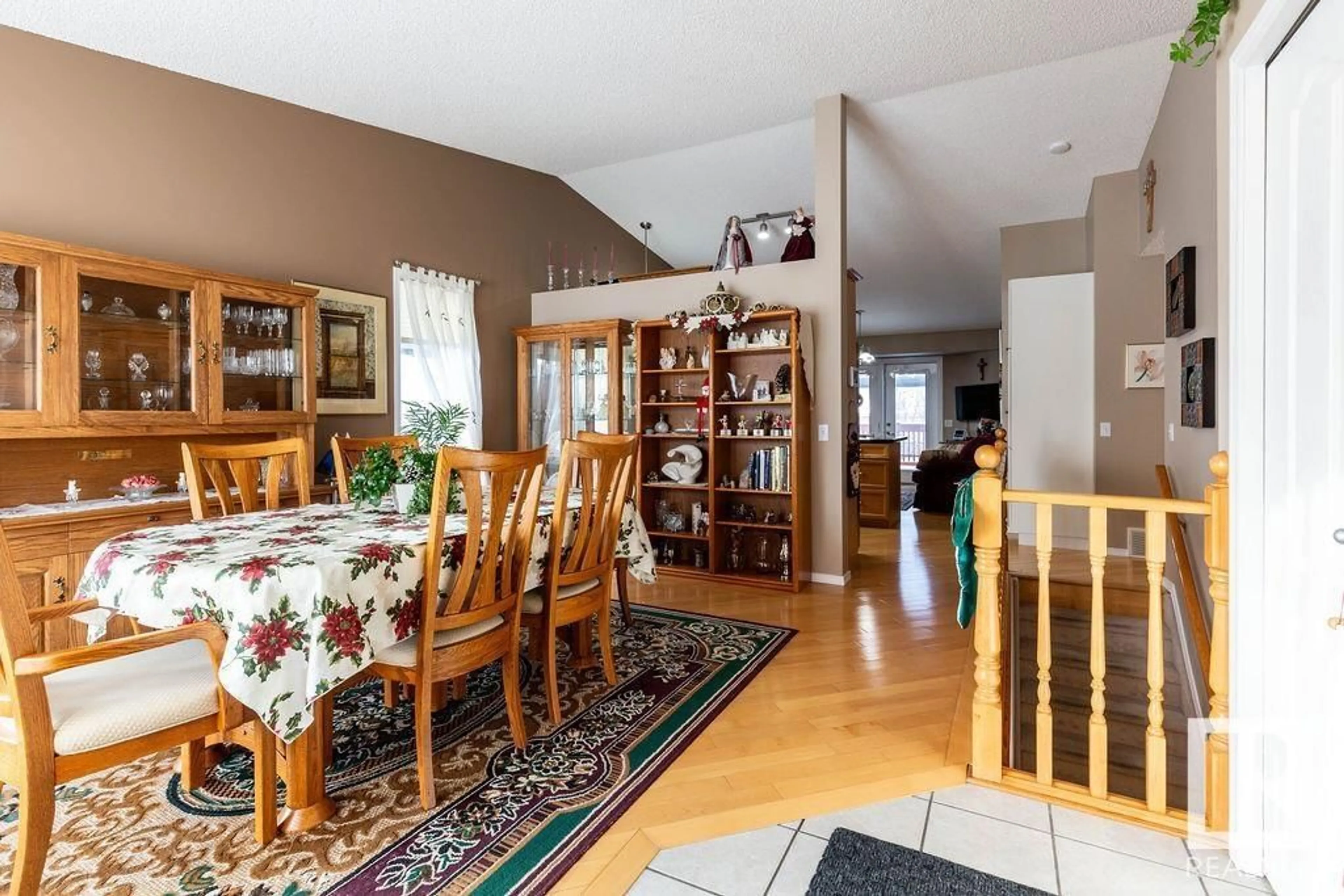 Dining room, unknown for 67 Newmarket WY, St. Albert Alberta T8N7B8