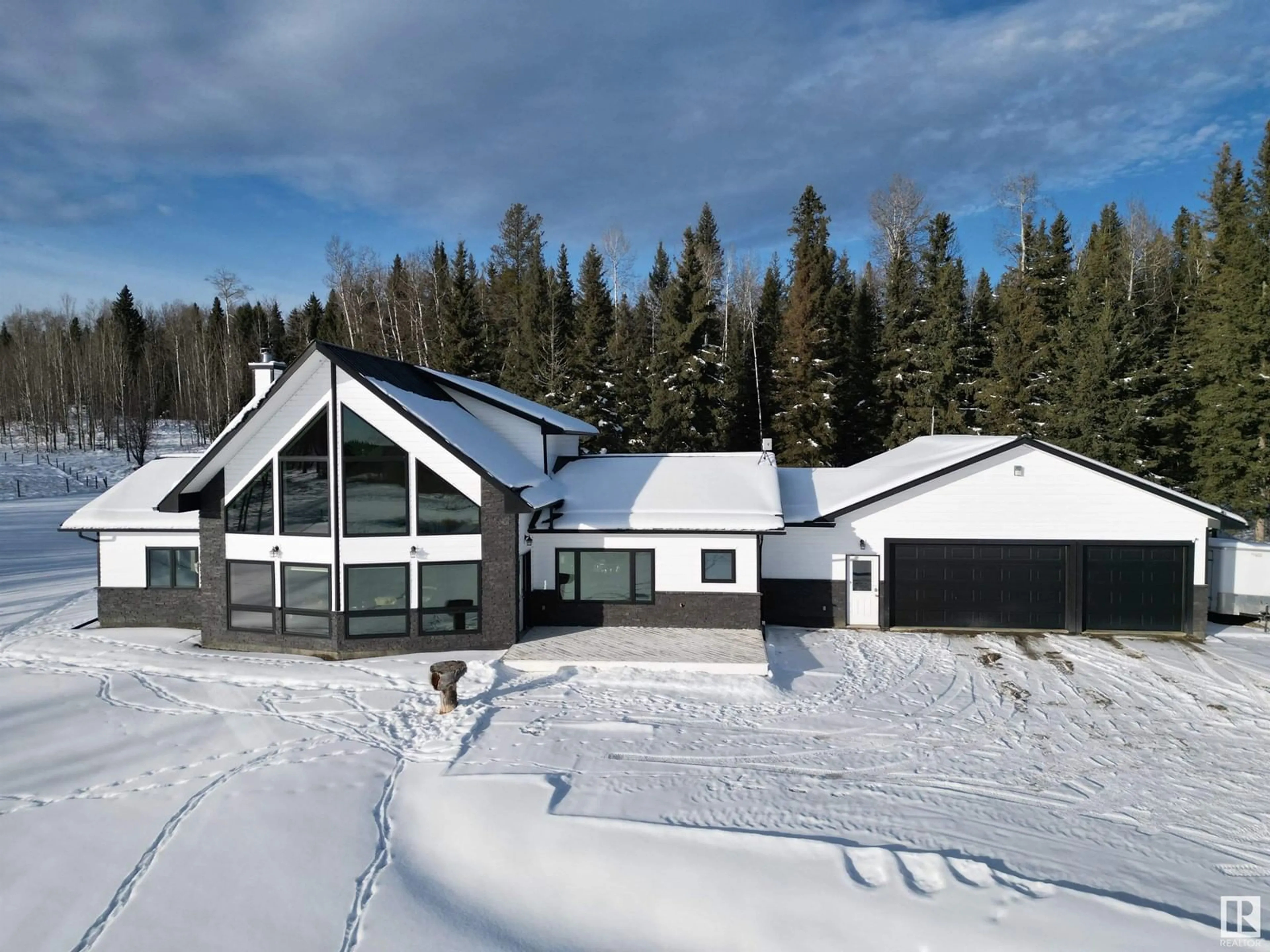 A pic from outside/outdoor area/front of a property/back of a property/a pic from drone, unknown for 18121 TOWNSHIP ROAD 540, Rural Yellowhead Alberta T7E3T7