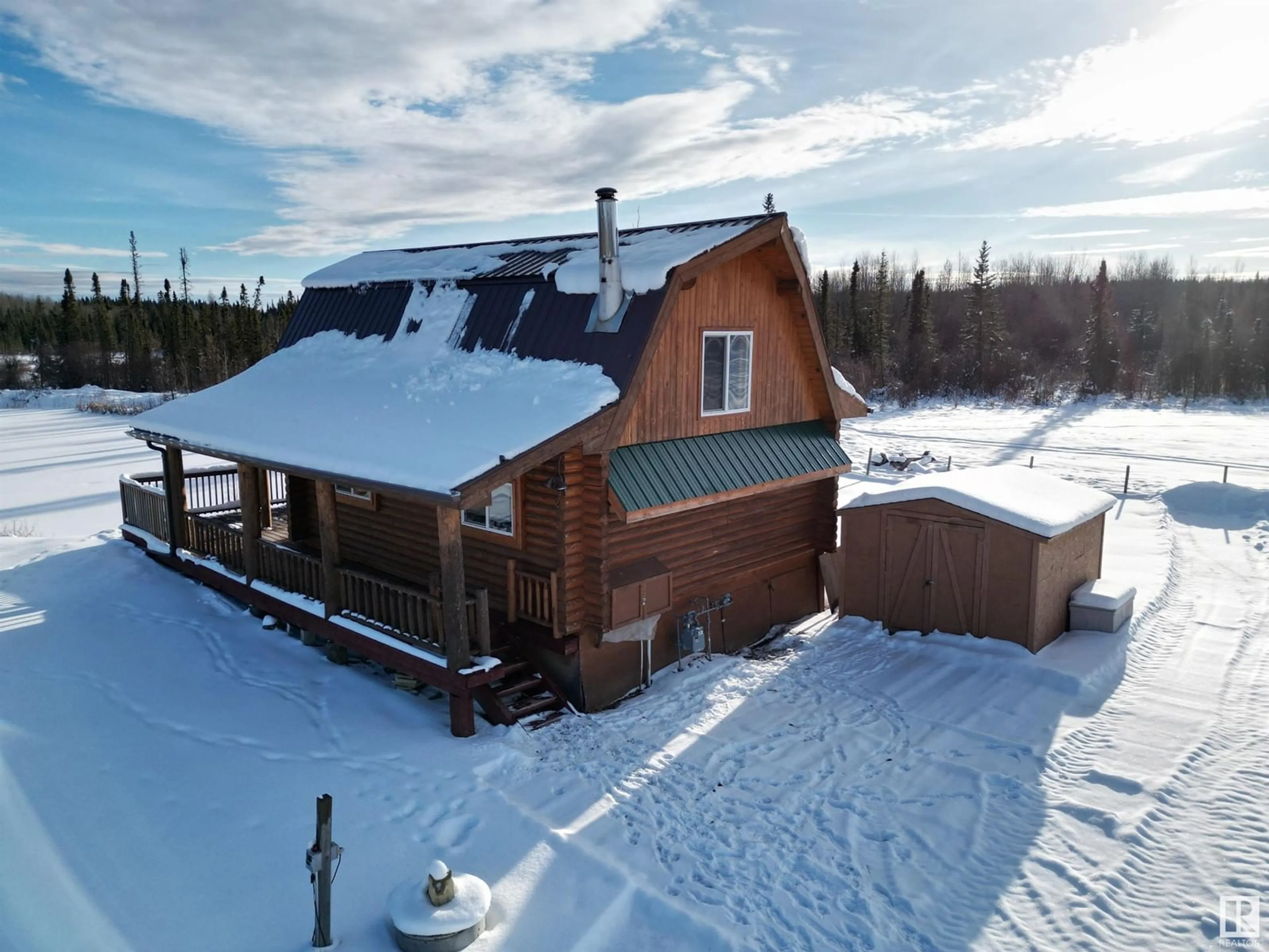 A pic from outside/outdoor area/front of a property/back of a property/a pic from drone, building for 18121 TOWNSHIP ROAD 540, Rural Yellowhead Alberta T7E3T7