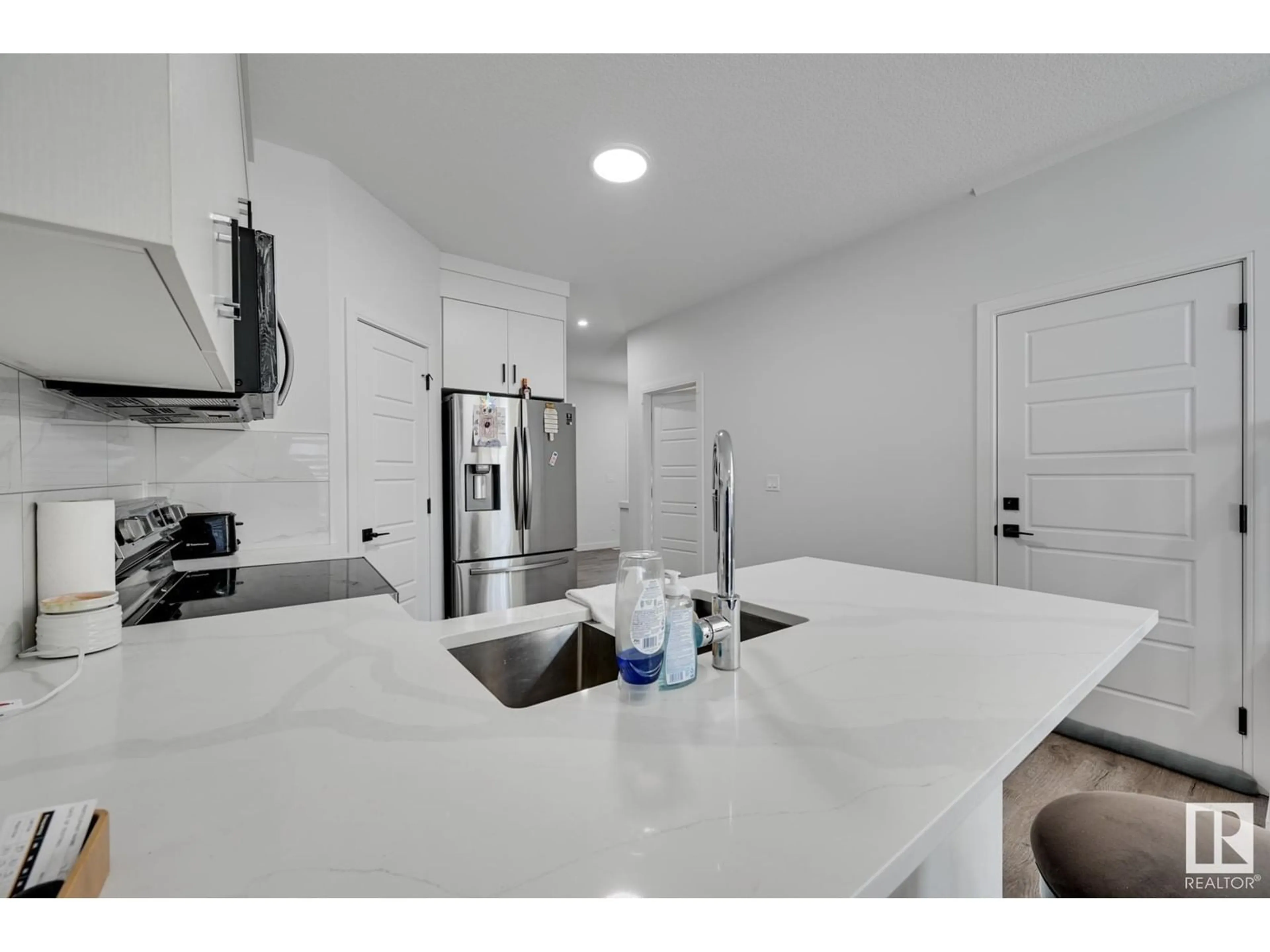 Open concept kitchen, unknown for 621 GLENRIDDING RAVINE DR SW, Edmonton Alberta T6W4N9