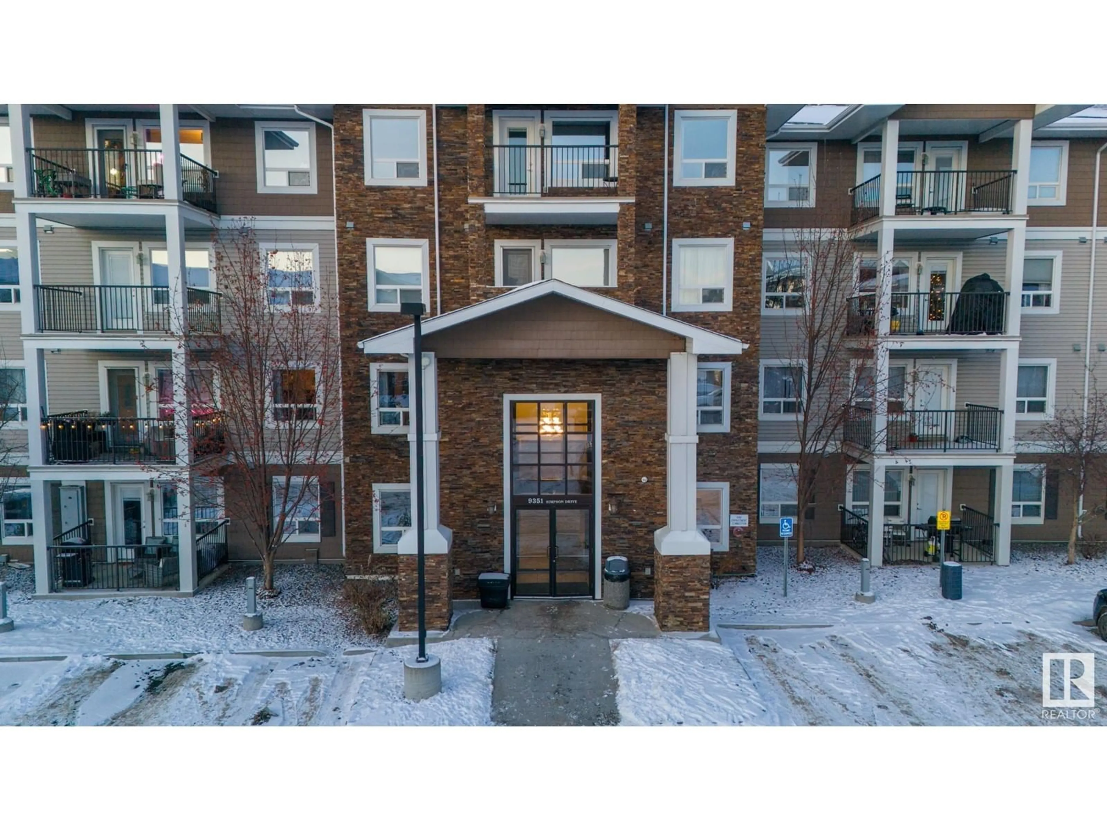 A pic from outside/outdoor area/front of a property/back of a property/a pic from drone, unknown for #3117 9351 SIMPSON DR NW, Edmonton Alberta T6R0N4