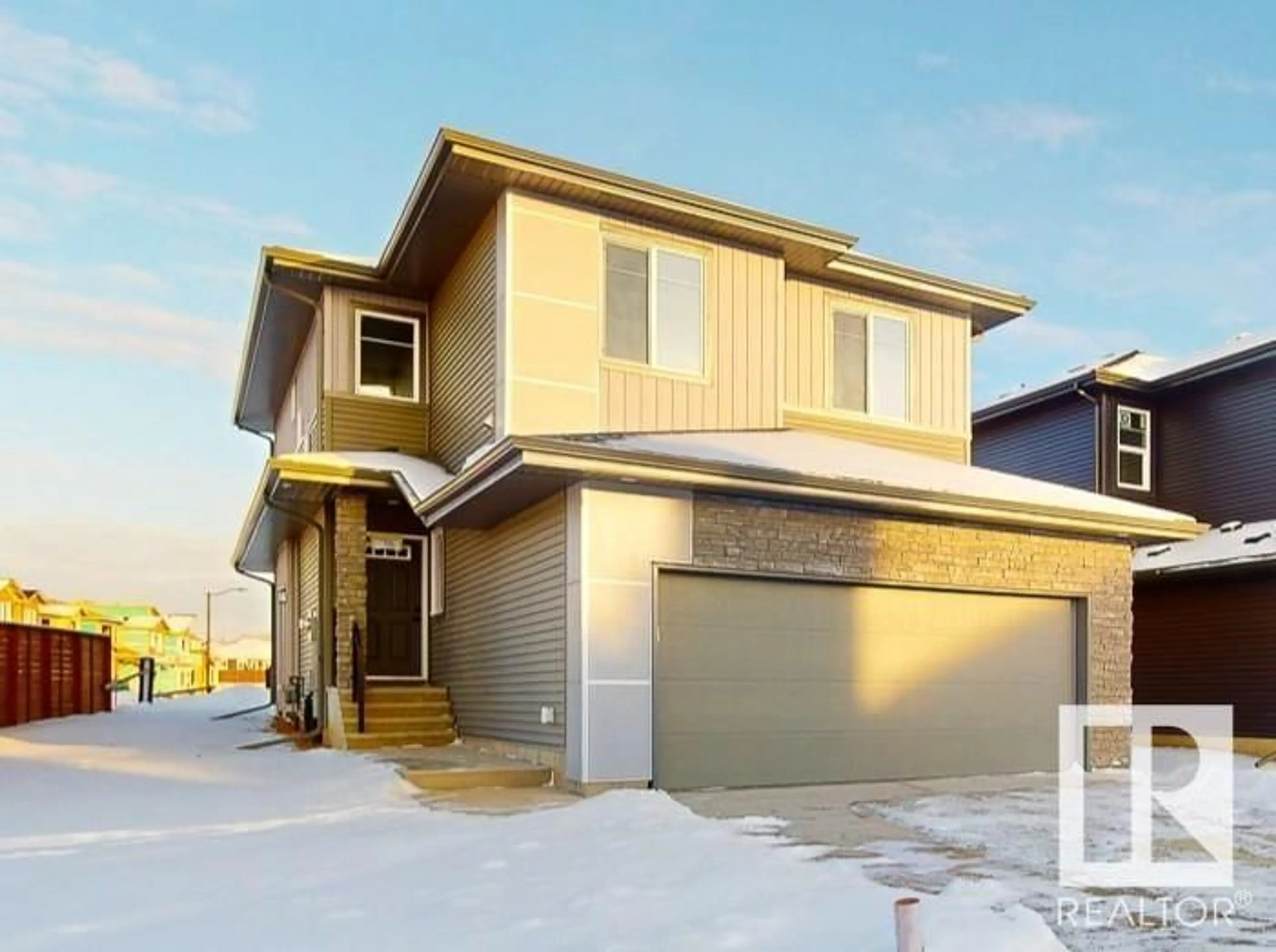 Home with vinyl exterior material, street for 32 ROSEWOOD WY, St. Albert Alberta T8N7Y8