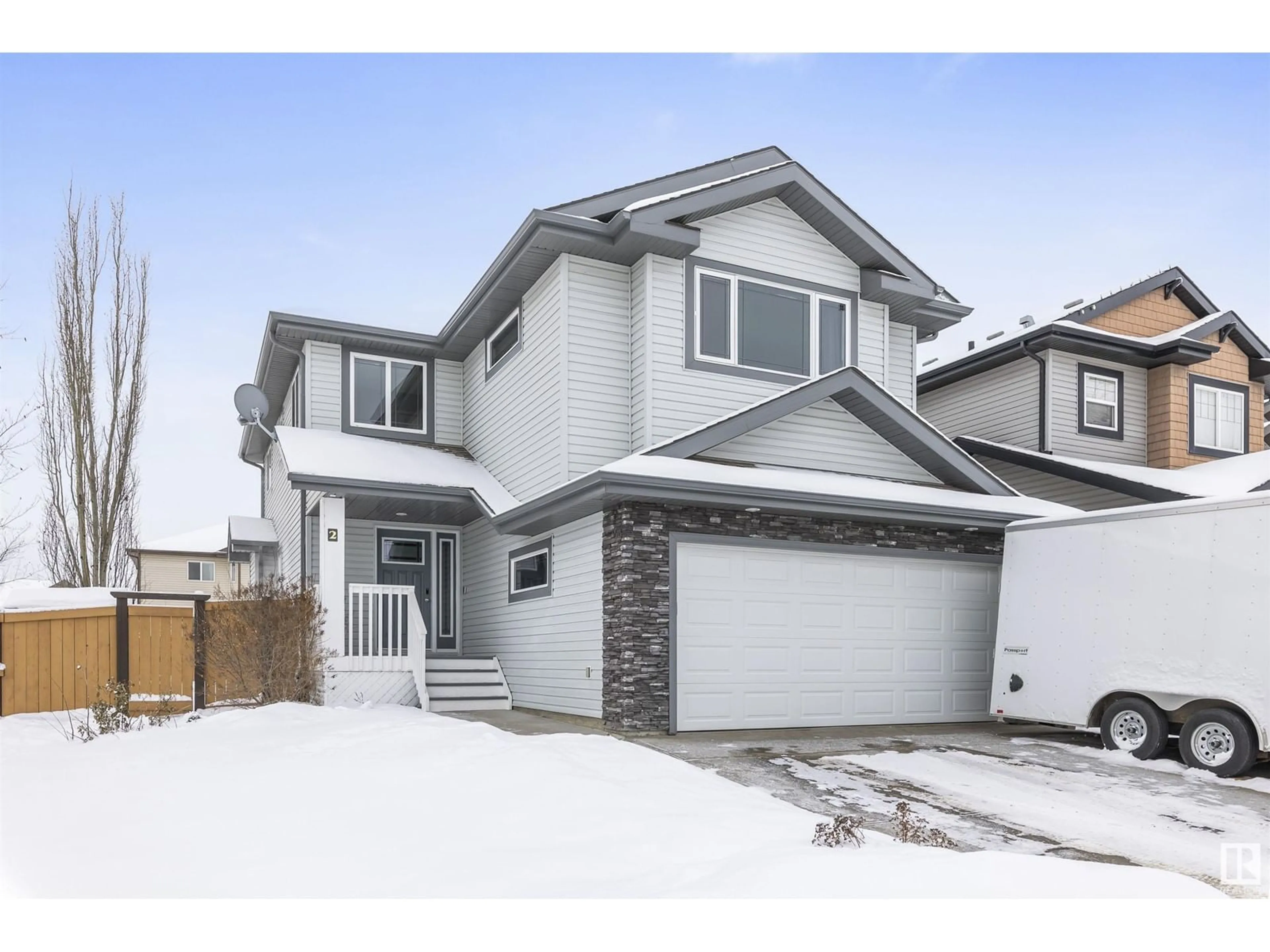 Home with vinyl exterior material, street for 2 NORTON AV, St. Albert Alberta T8N4C2