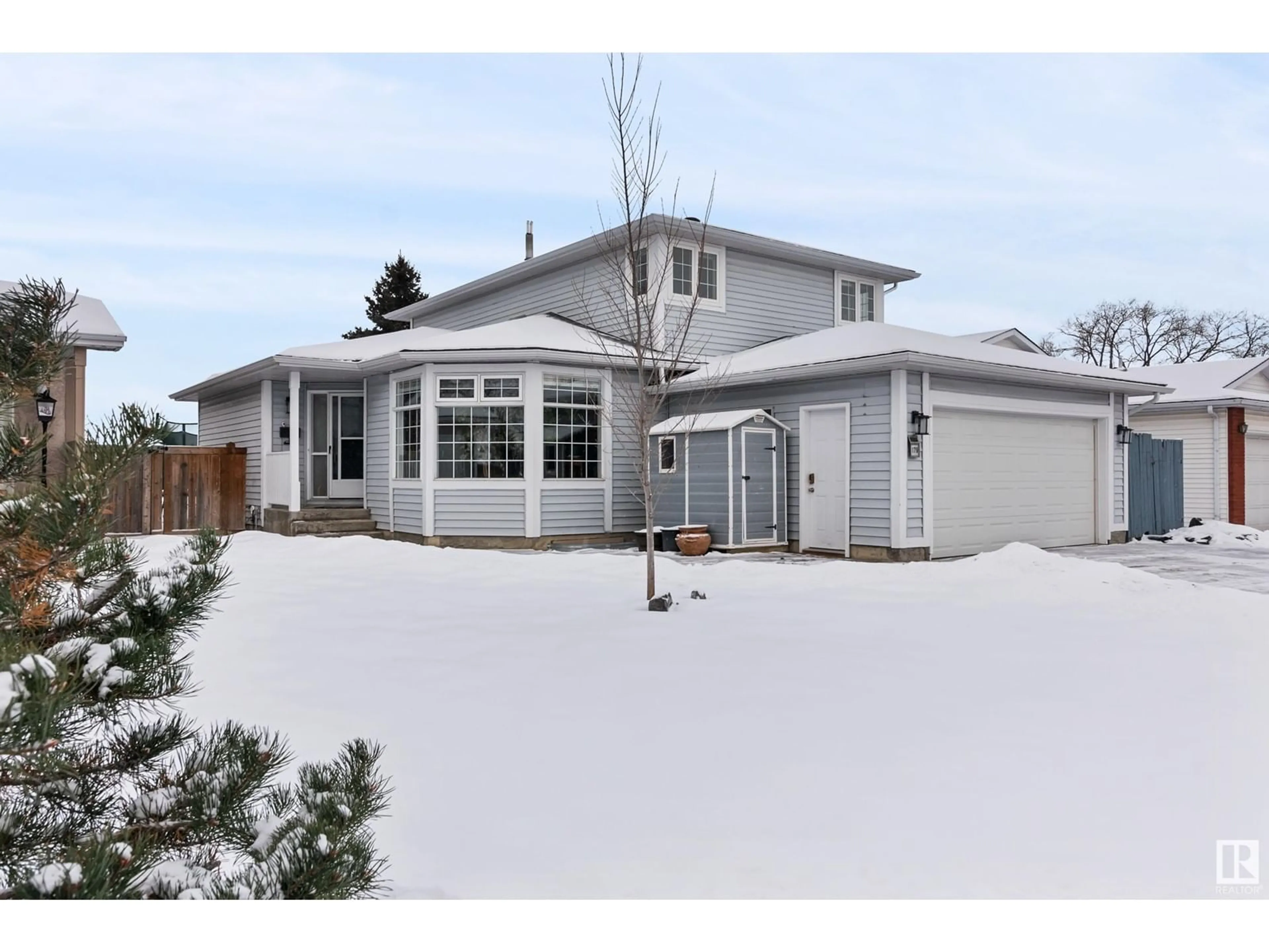 Home with vinyl exterior material, street for #179 St. Andrews DR, Stony Plain Alberta T7Z1K9